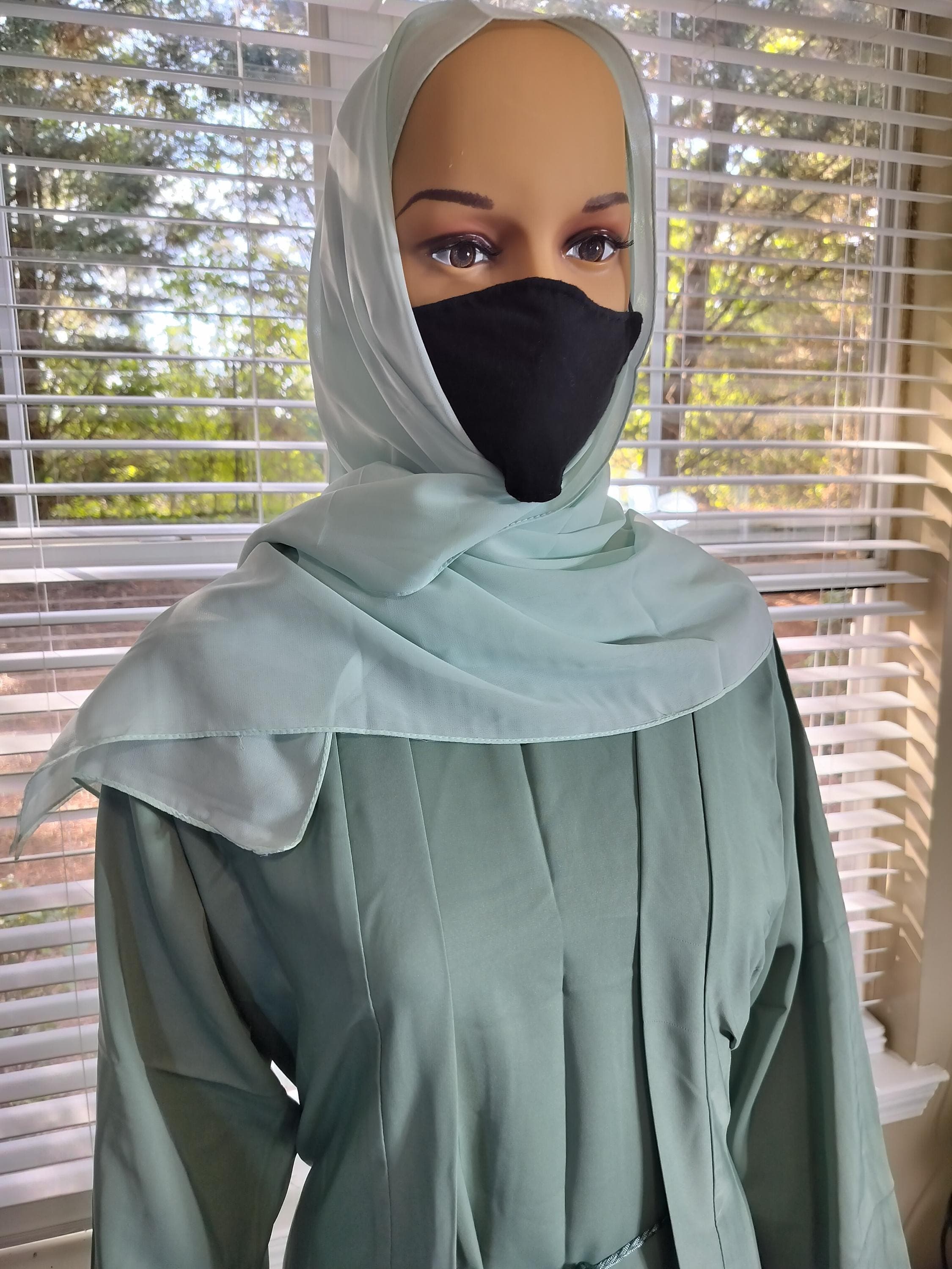 Plain Abaya 4pc Set: Modest Dubai Fashion with Headscarf & Belt - image 5
