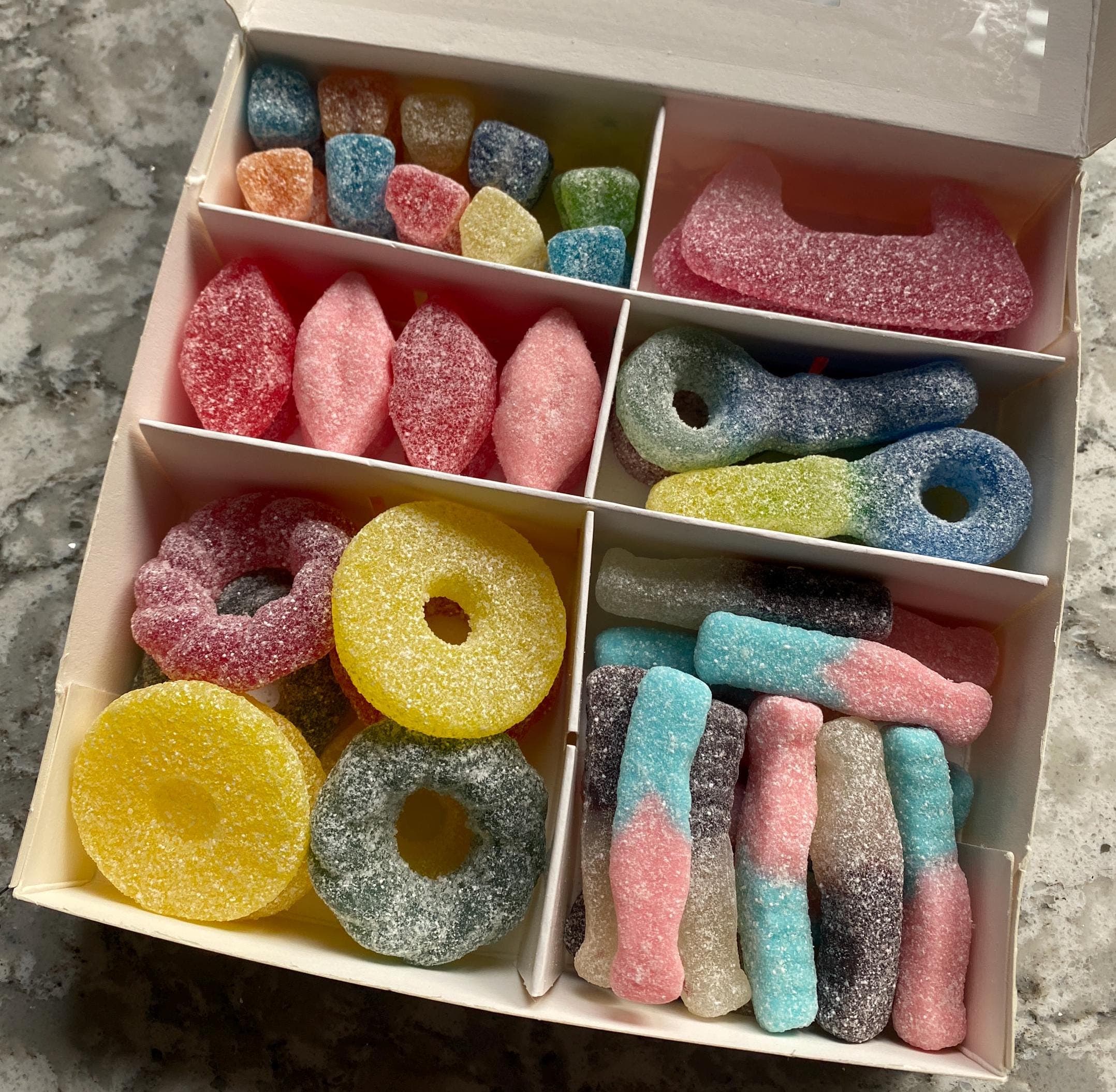 The Christmas Box | Halal Sweets | Birthday Party | Wedding Favours | Valentines | Eid Mubarak | Ramadan | Christmas | Corporate Gifts - image 4