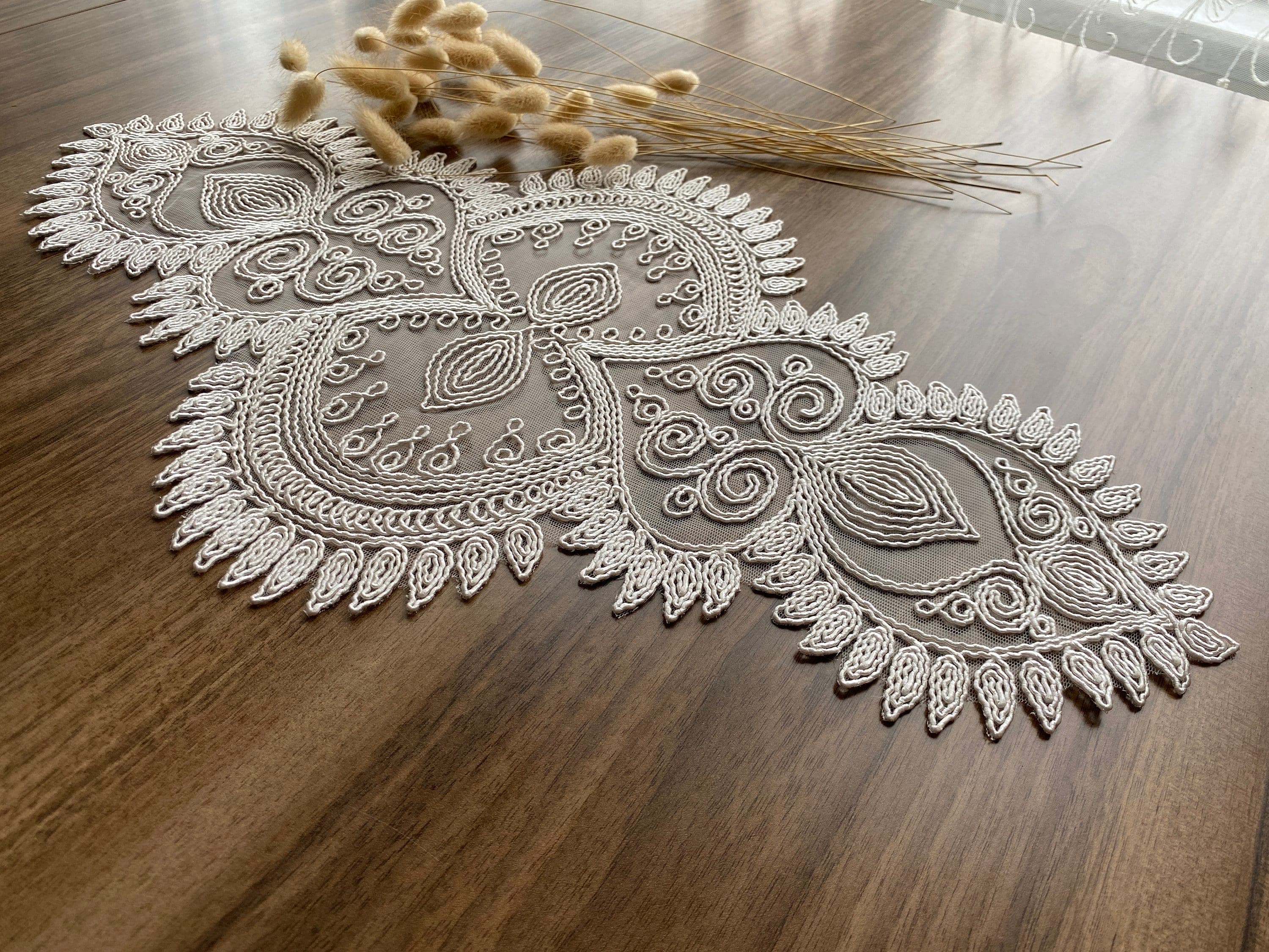 Cream French lace doily placemats, Vintage velvet lace placemats, Dainty lace doily mats, Delicate Antique style lace doily mats, LC222 - image 4