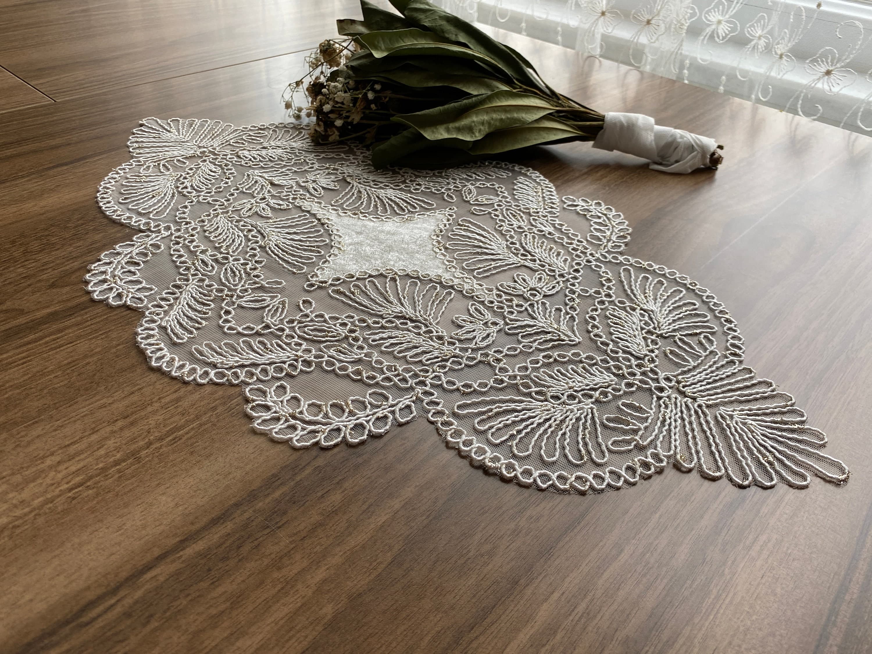 Cream French lace doily placemats, Vintage velvet lace placemats, Dainty lace doily mats, Delicate Antique style lace doily mats, LC209 - image 4