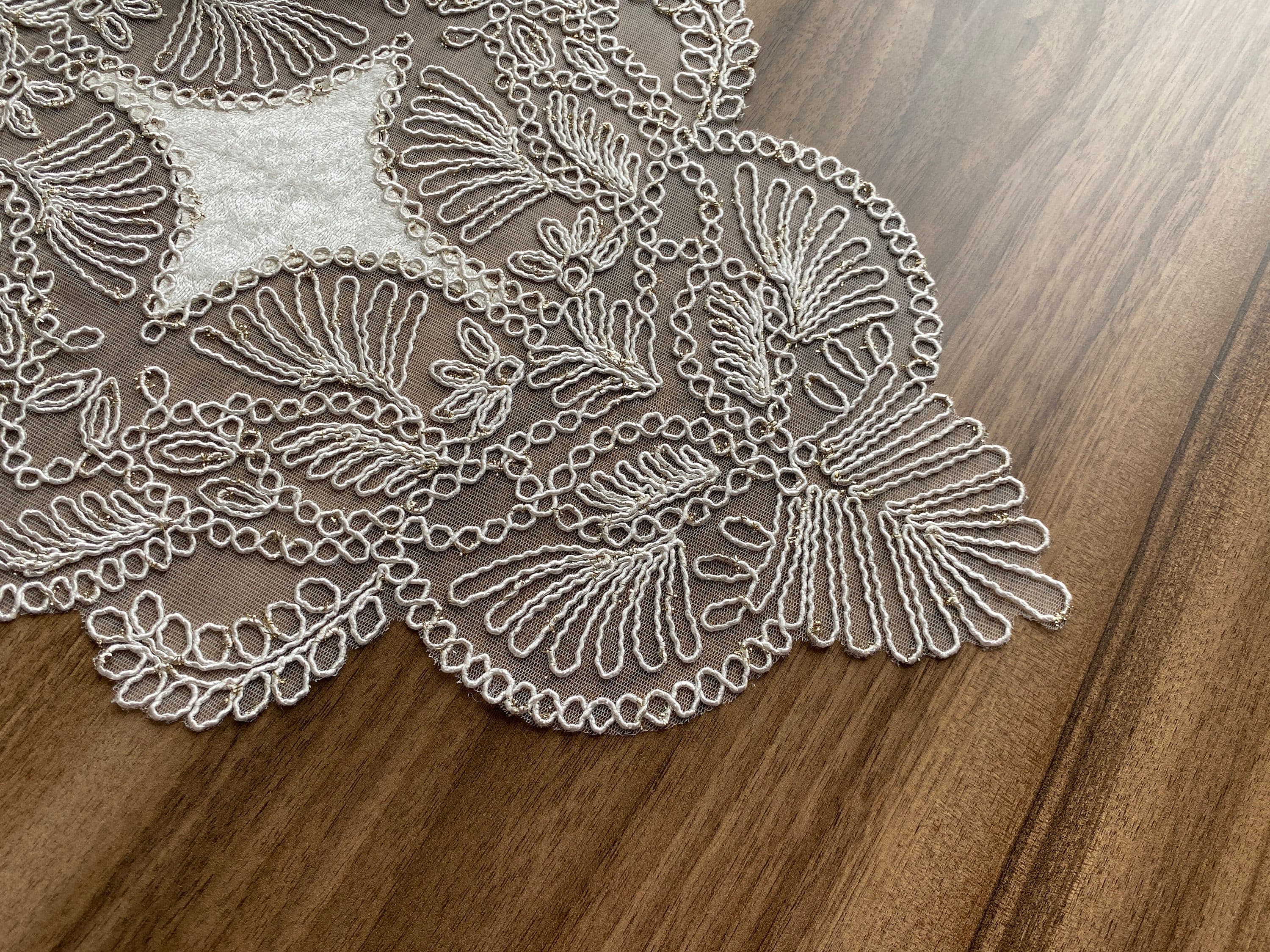 Cream French lace doily placemats, Vintage velvet lace placemats, Dainty lace doily mats, Delicate Antique style lace doily mats, LC209 - image 5