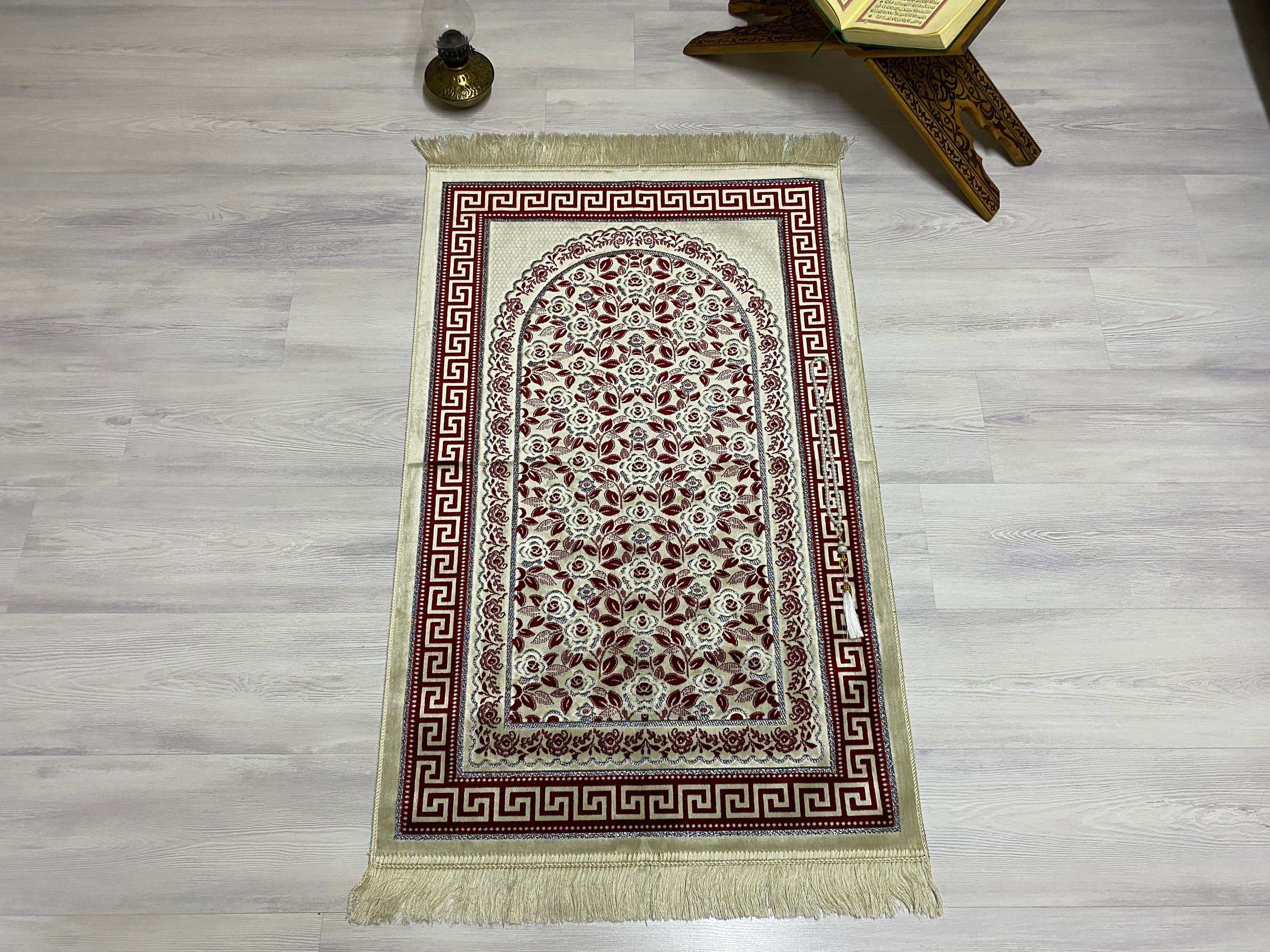 Soft Burgundy Prayer Mat, Nikah Gift, Sejadah Prayer Mat with Tasbeeh, Muslim Wedding Gift, Prayer Rug, Muslim Janamaz, Islamic Gift, RNR505 - image 3