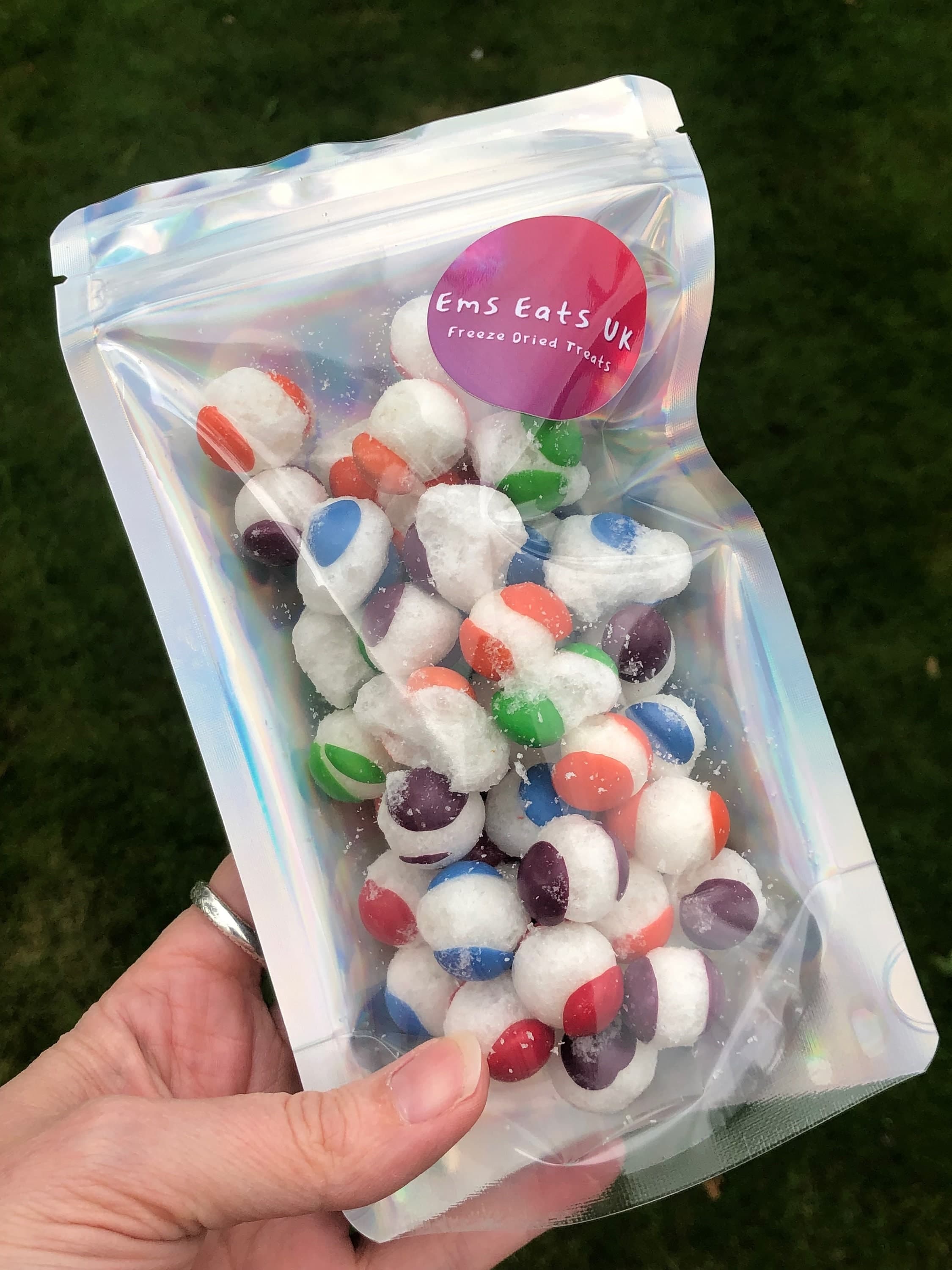 UK Freeze Dried Dark Fruit Balls - Amazingly Crunchy|Halal|Vegan|Thank you presents|Party Bag Ideas|Hens Party|Halloween|Christmas - image 4