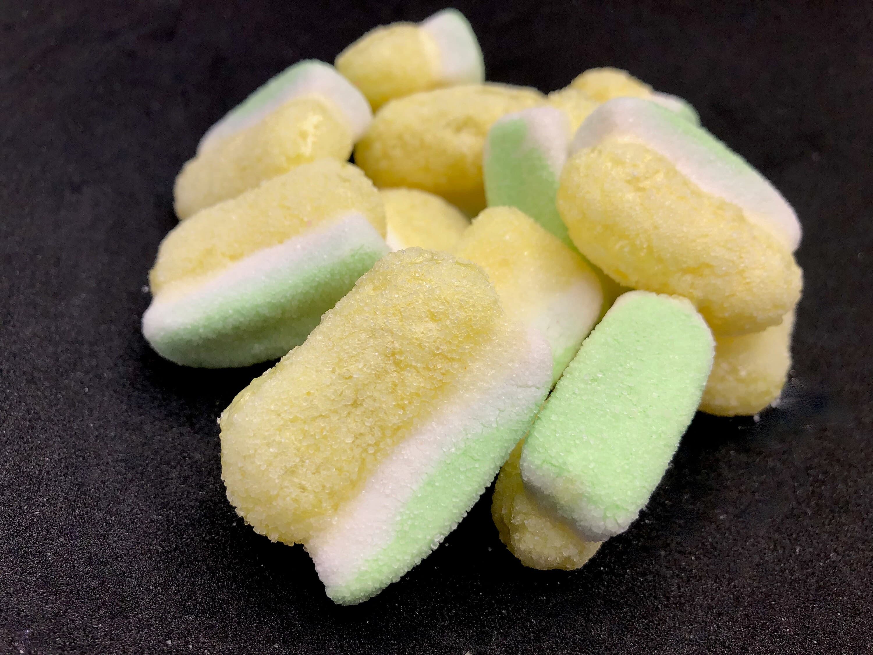 Freeze Dried Pina Colada Slices - Crunchy, moorish and satisfying.. an eye catching sweet, perfect for presents for for TV night!