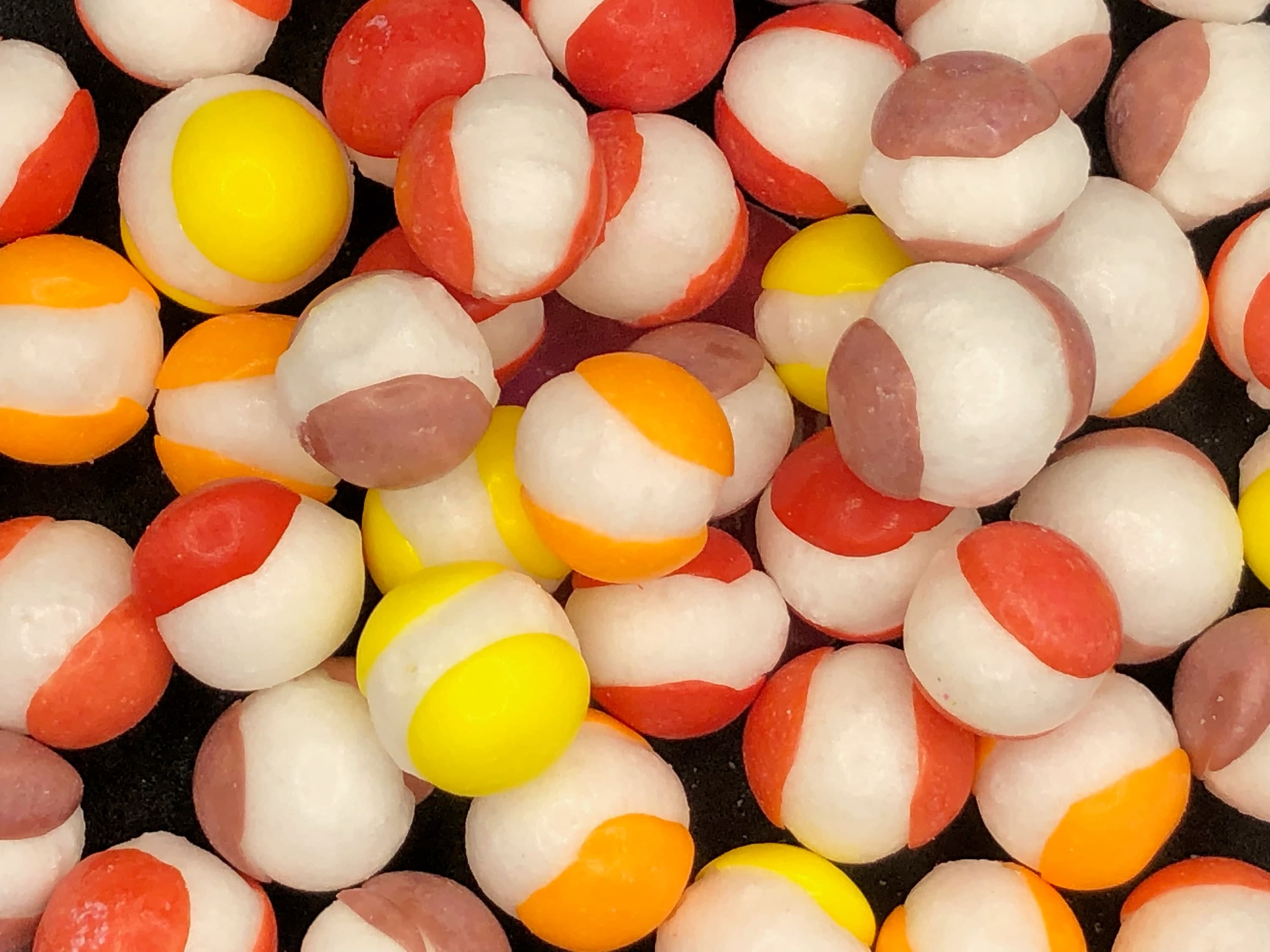 UK Freeze Dried Smoothie Round Fruit Balls -Limited Quantity|Freeze Dried Sweets|Crunchy pop of flavour|Unusual Present|Emseatsuk - image 3