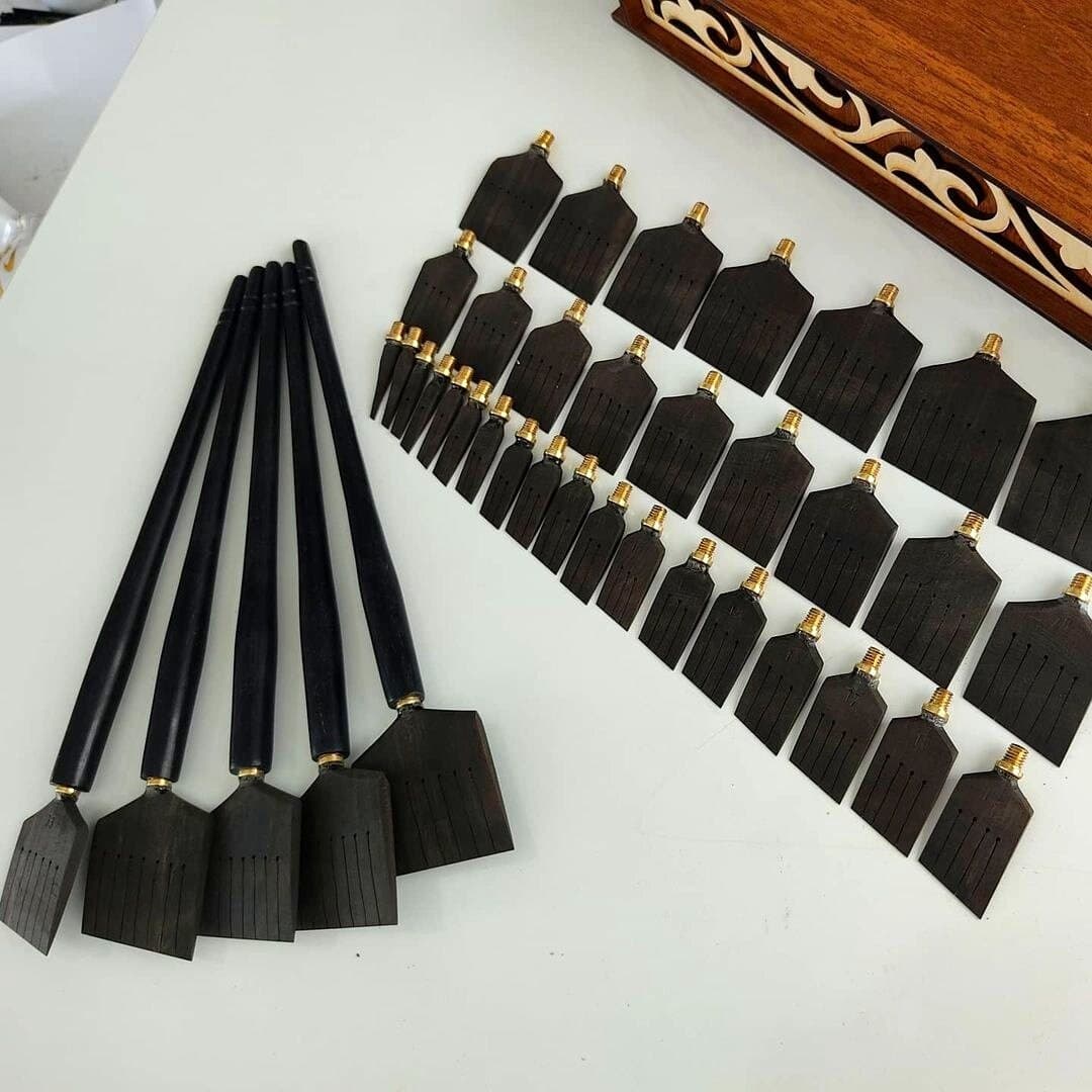 Ebonywood Arabic Calligraphy Pen Set: Thuluth Style, 39 Nibs - image 5