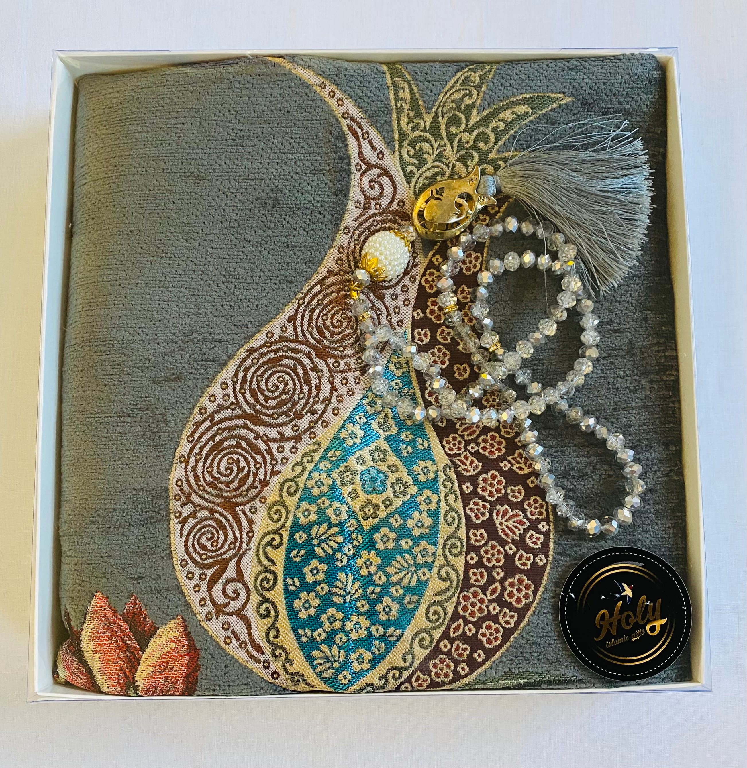Tulip Prayer Rug, Crystal Tasbih, Luxury Sejadah, Muslim Wedding Gift - image 5