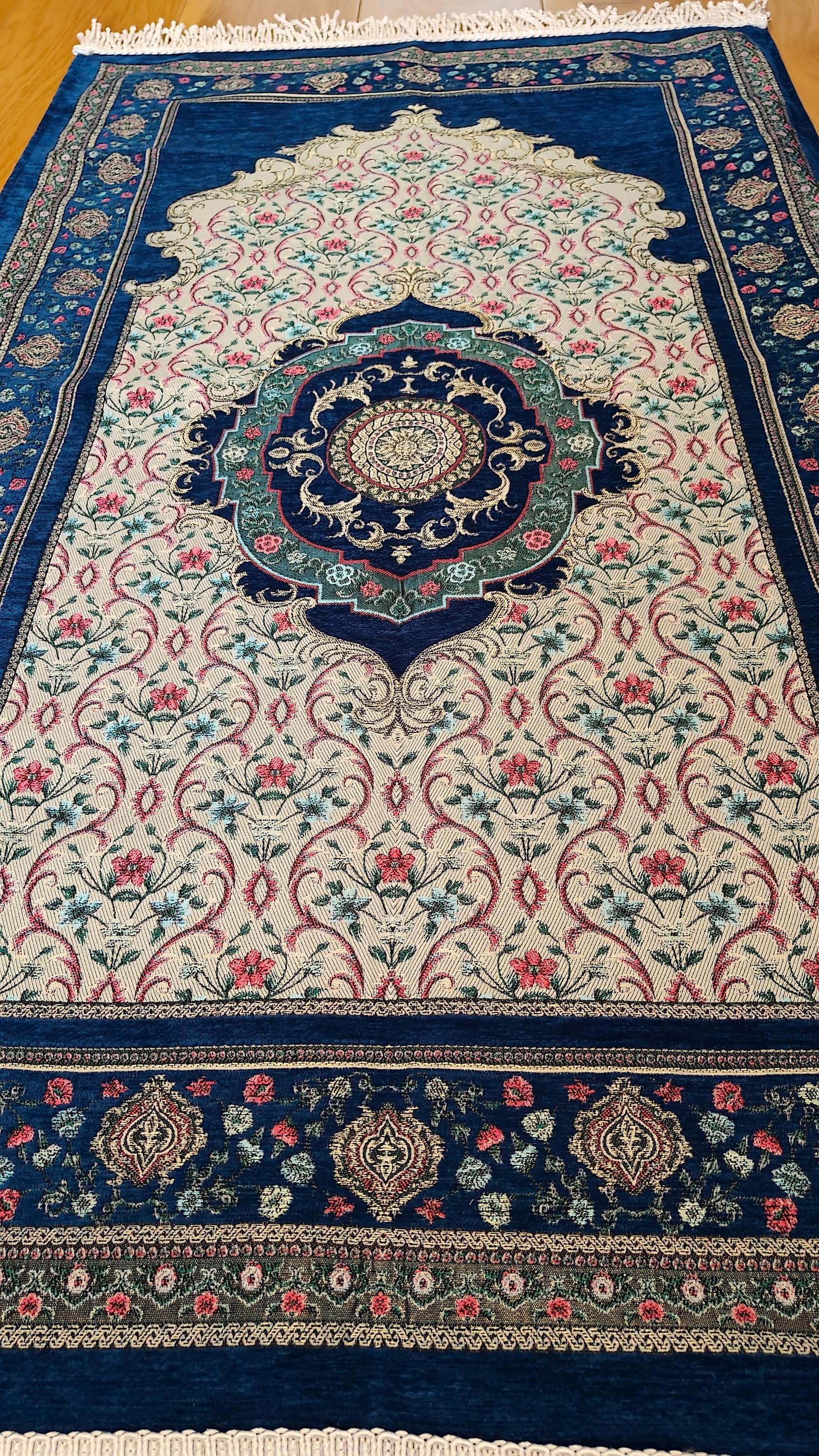 Ottoman Prayer Rug: Jacquard Chenille Muslim Prayer Mat