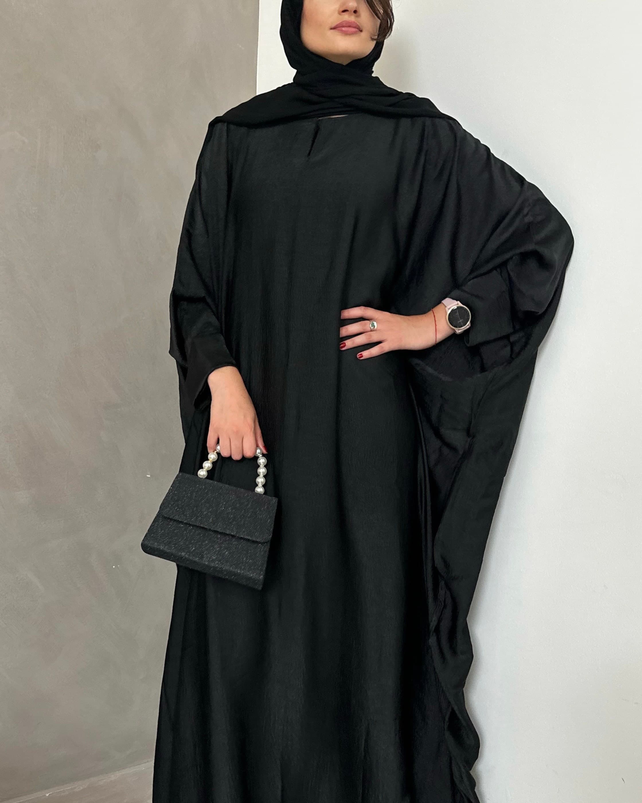 Umrah Abaya: Wudhu Friendly Butterfly Abaya with Clipped Sleeves - Lightweight Modest Travel Dress (Black) - image 4