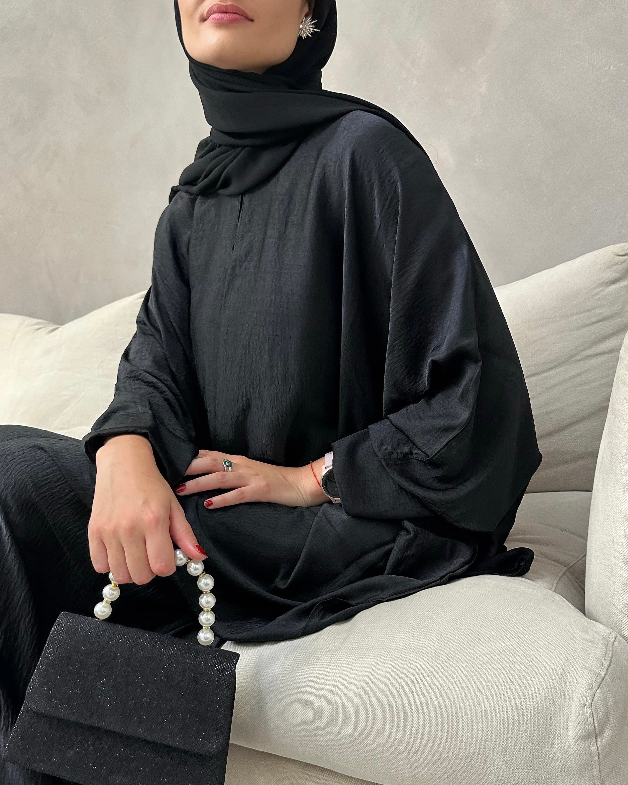 Umrah Abaya: Wudhu Friendly Butterfly Abaya with Clipped Sleeves - Lightweight Modest Travel Dress (Black) - image 3