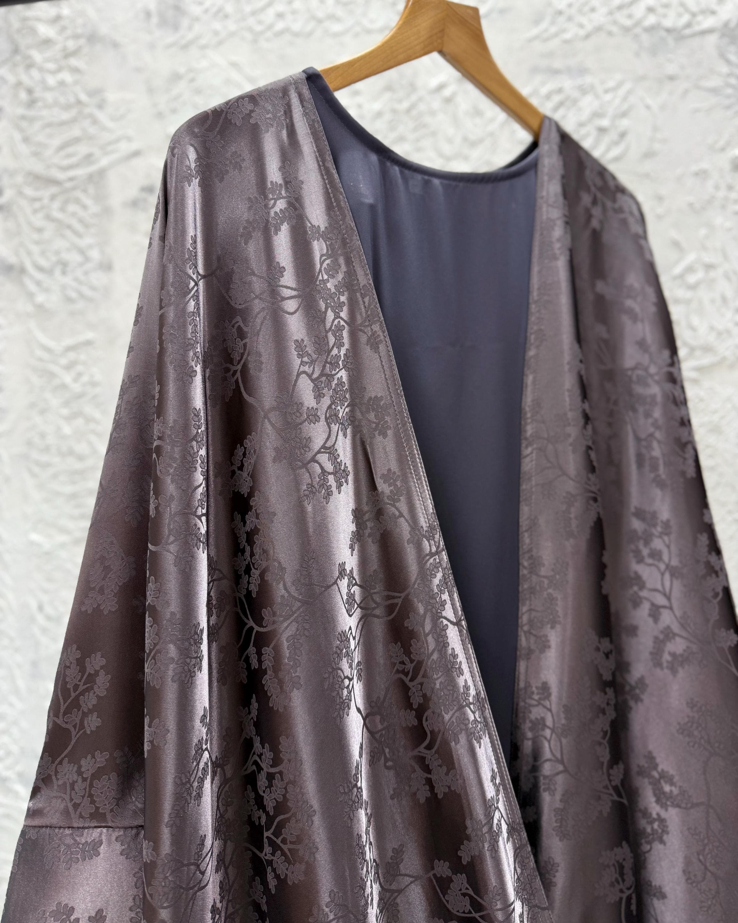 Eid Three-Piece Silk Jacquard Set: Cherry Tree Patterned Abaya, Inner Dress & Hijab (Mauve) - image 4