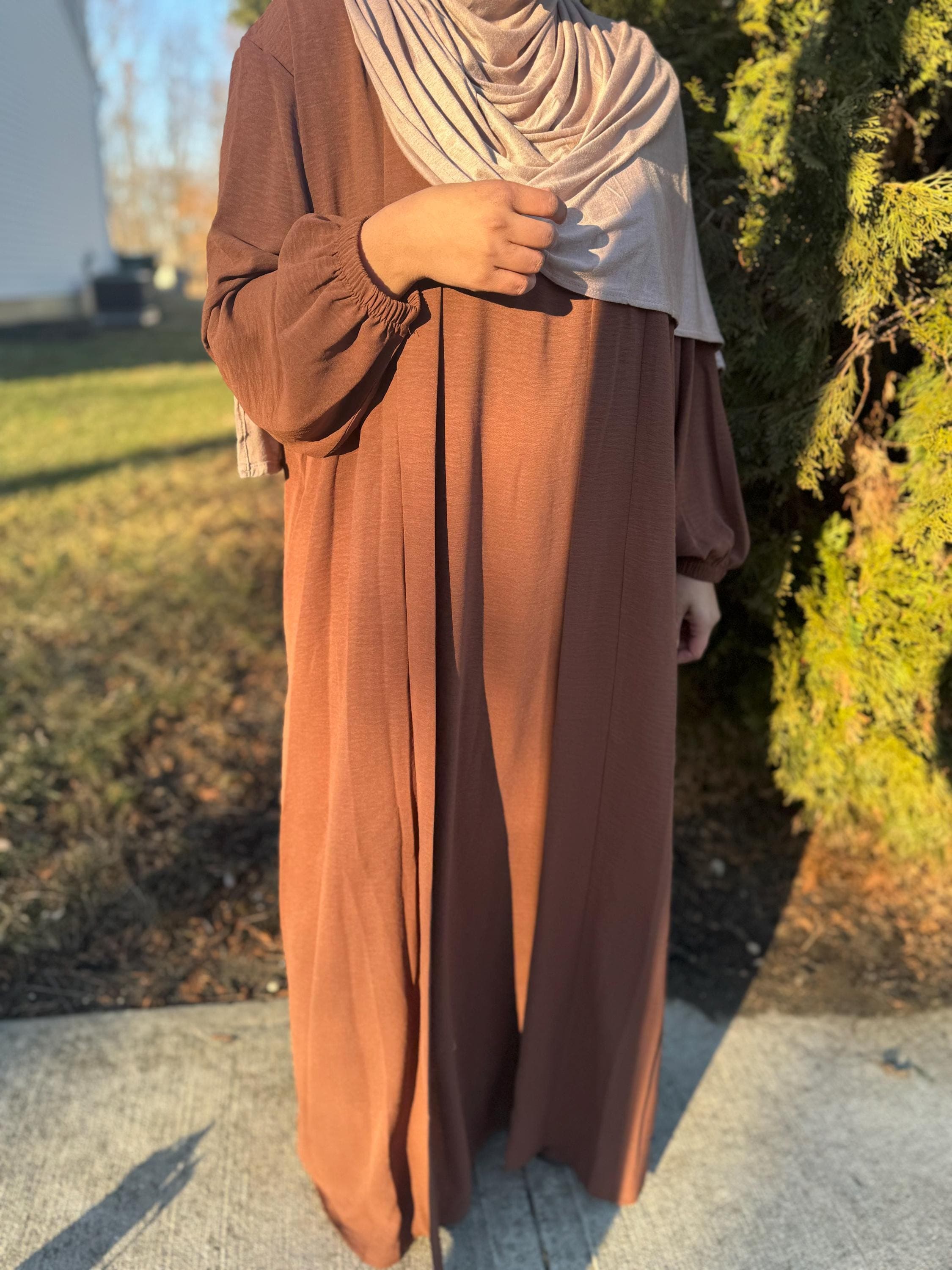 Hazelnut Crepe Abaya Set: 3-Piece Open Dress with Tie-Belt