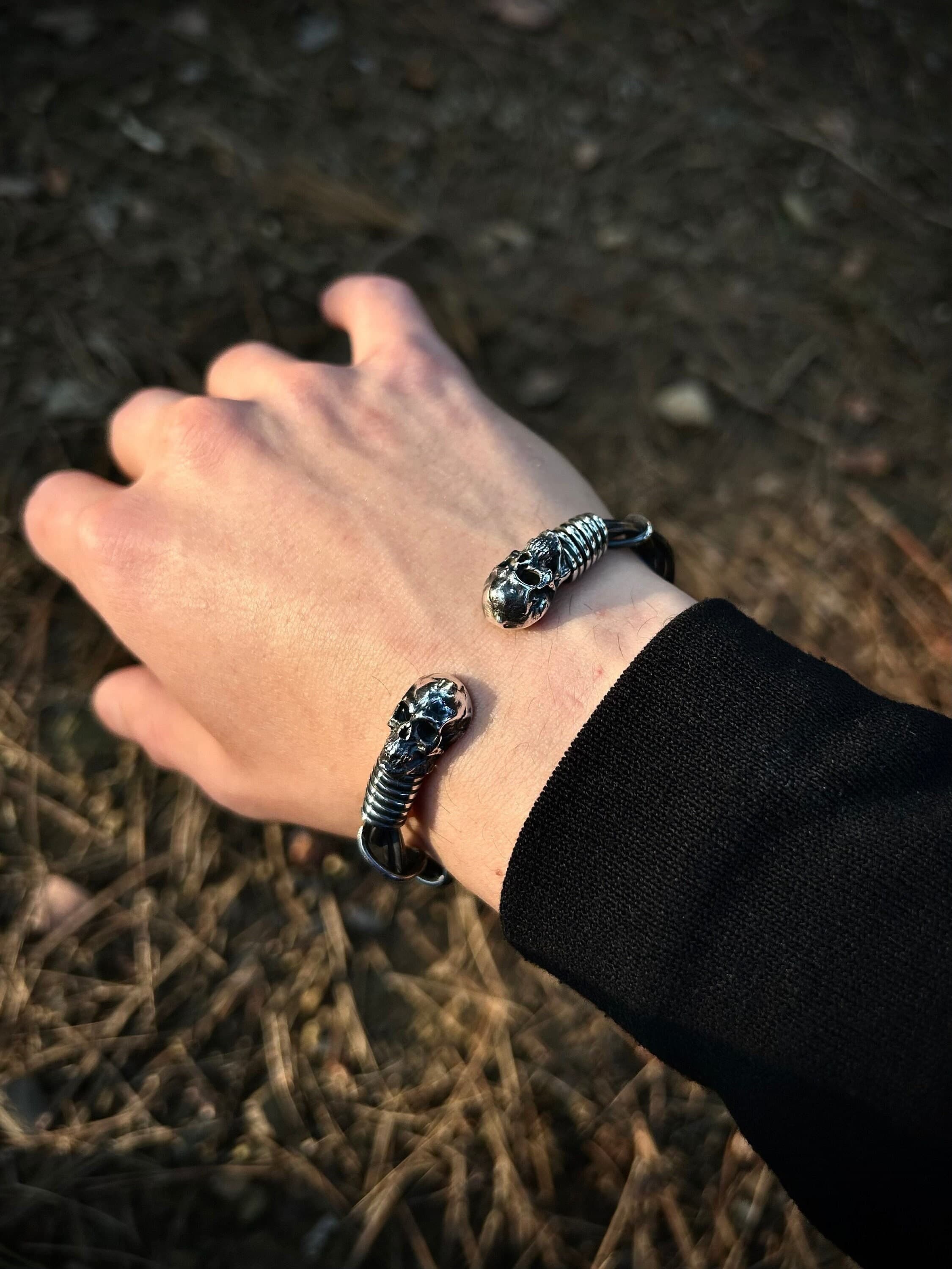 Adjustable Oxidized Skull Head 925 Sterling Silver Bracelet, Mystical Skull Shapeshifter Bracelet, Unique Silver Gothic Bangle, Gift For Him