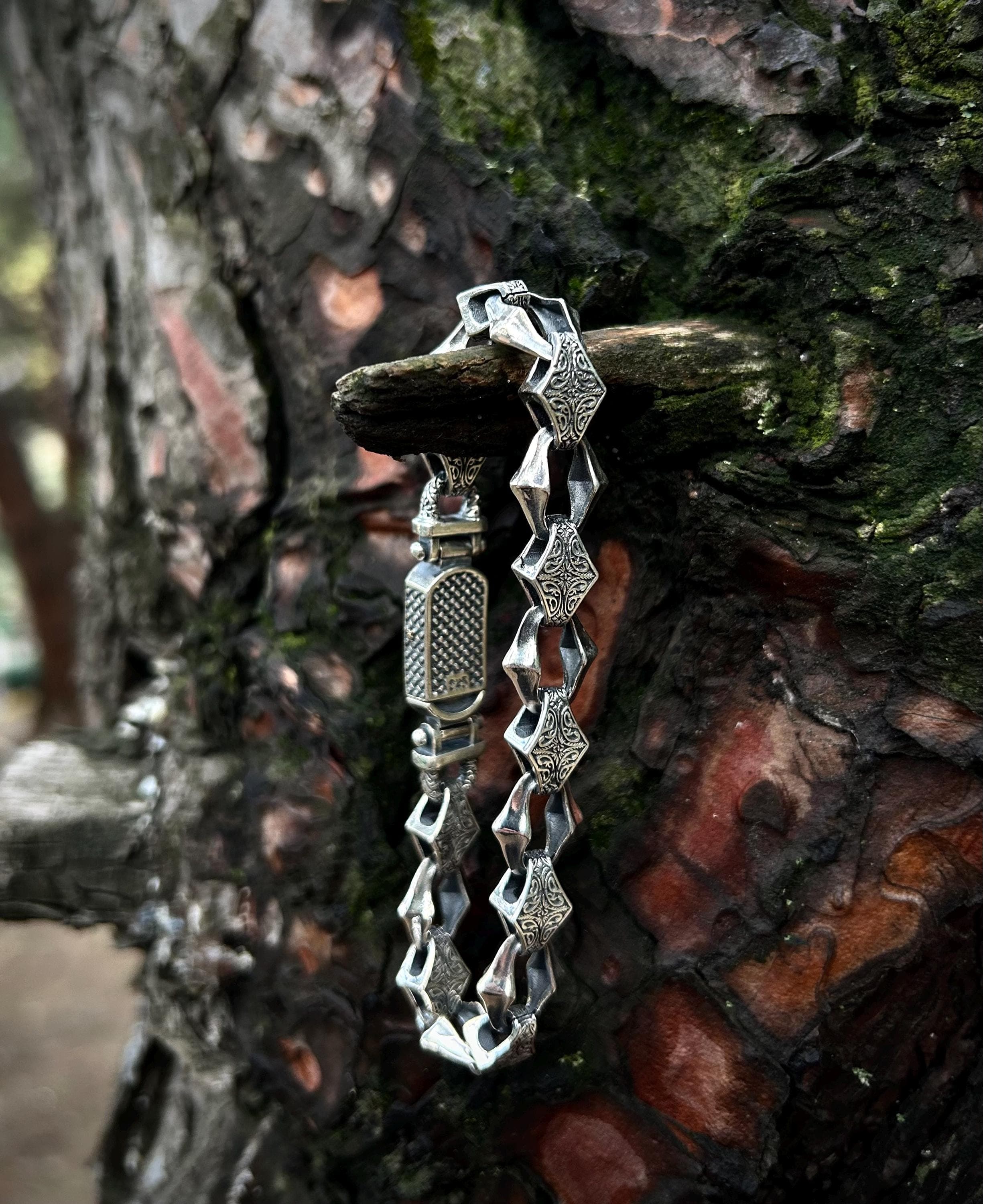 Men's Engraved Chain Link Bracelet crafted from 925 Sterling Silver with a unique cut link design. Unusual Chain Link bracelet is perfect for making it a memorable Christmas jewelry gift for him.