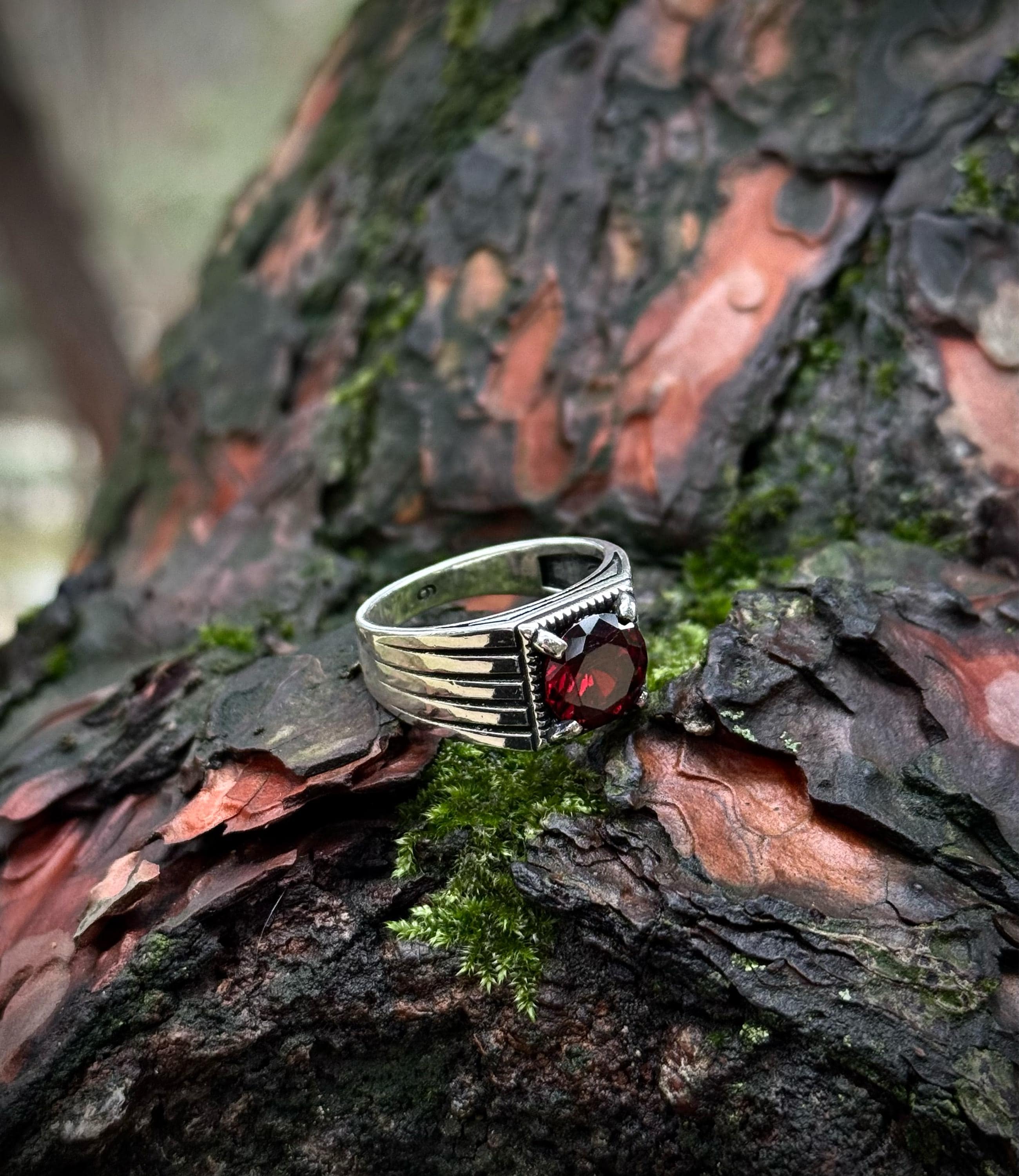 925 Sterling Silver Crimson Stone Ribbed Ring, Deep Red Men’s Ring - image 3