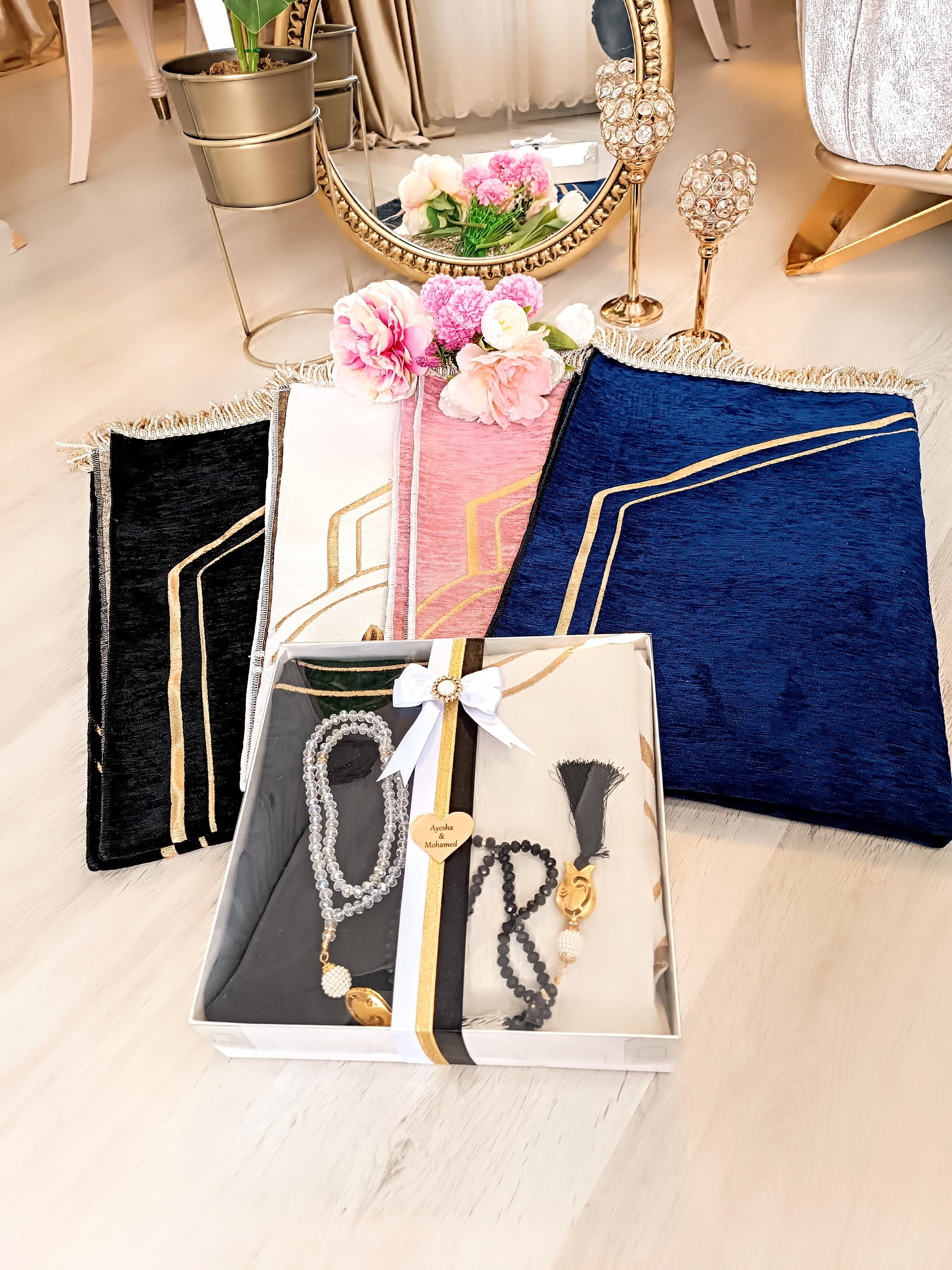 Personalized Couple Prayer Mat Set | Islamic Wedding Favors - image 5