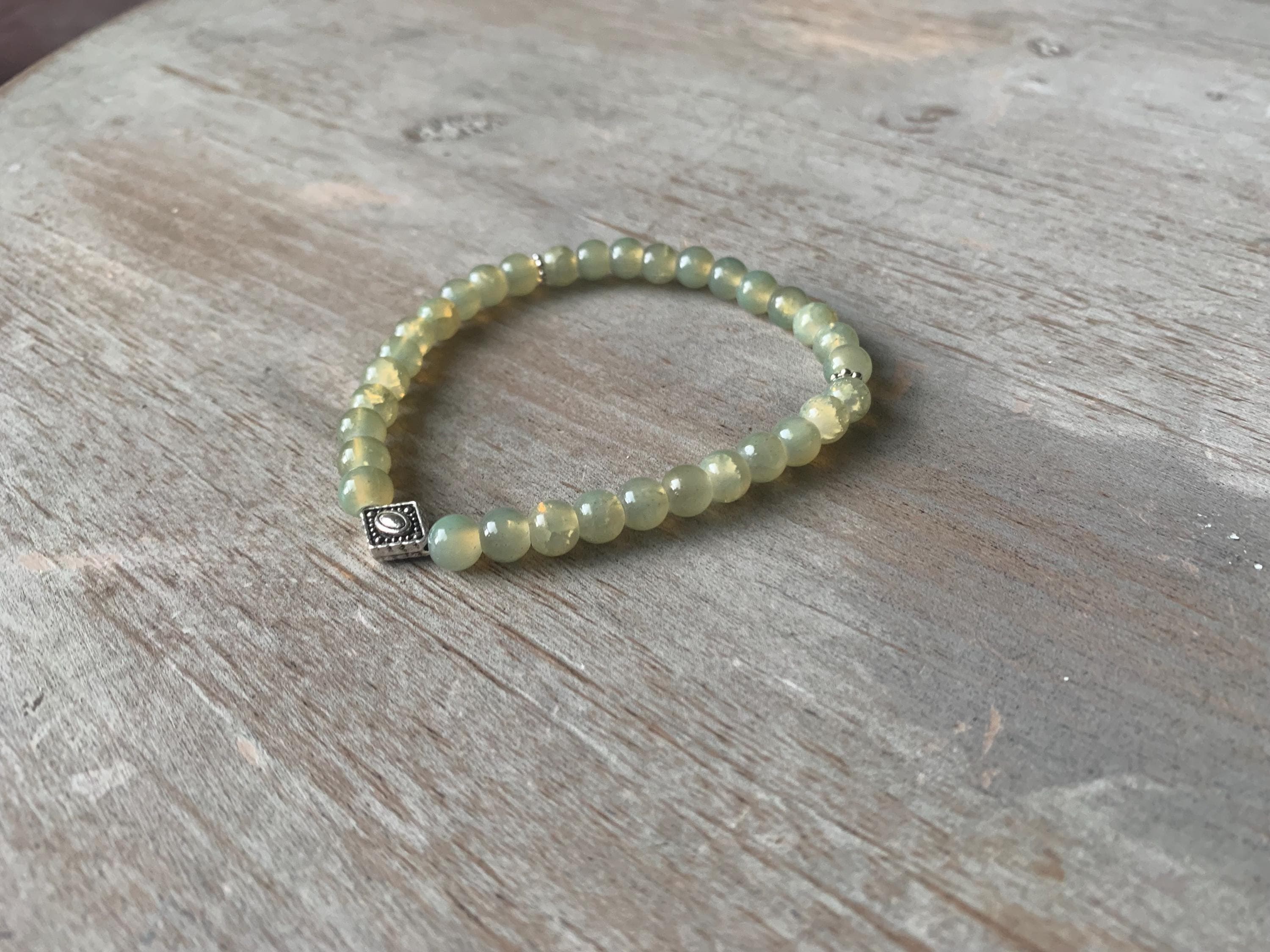 Pale Green Cracked Glass Bead Tasbih Bracelet (33 Beads) - image 3
