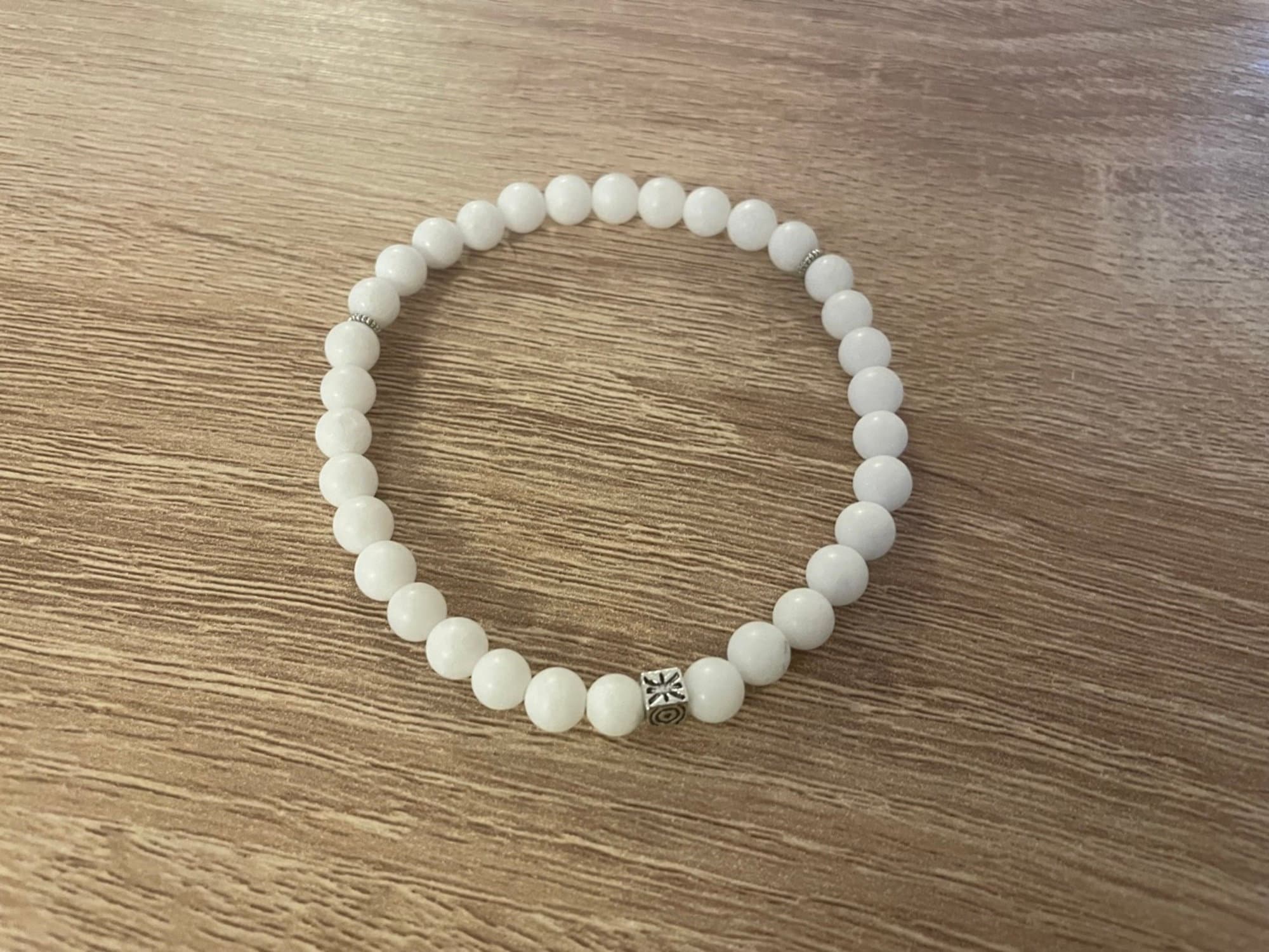 White Stone Tasbih Bracelet (33 Beads) - image 5