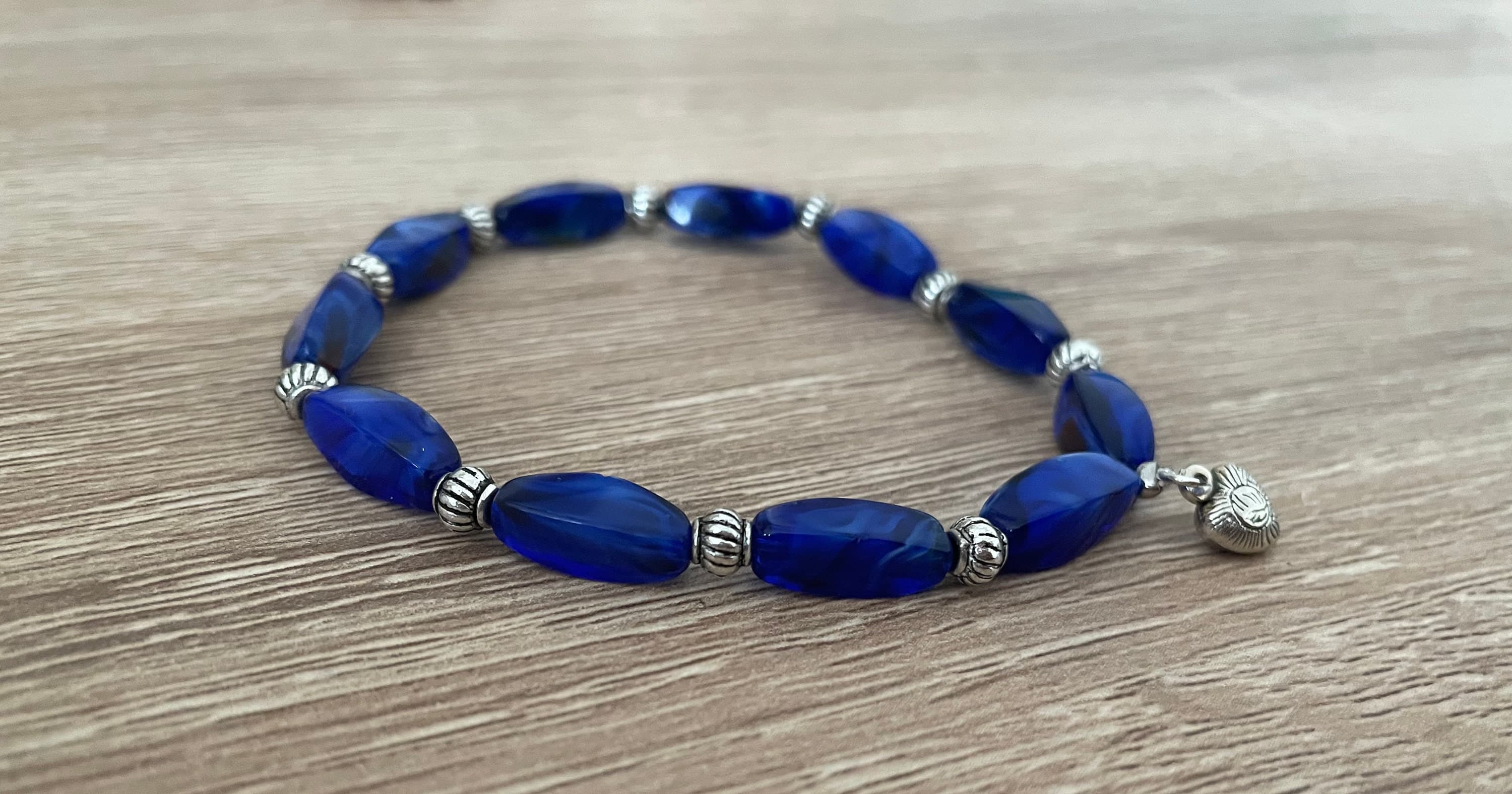 Blue Glass Bead Bracelet - image 3