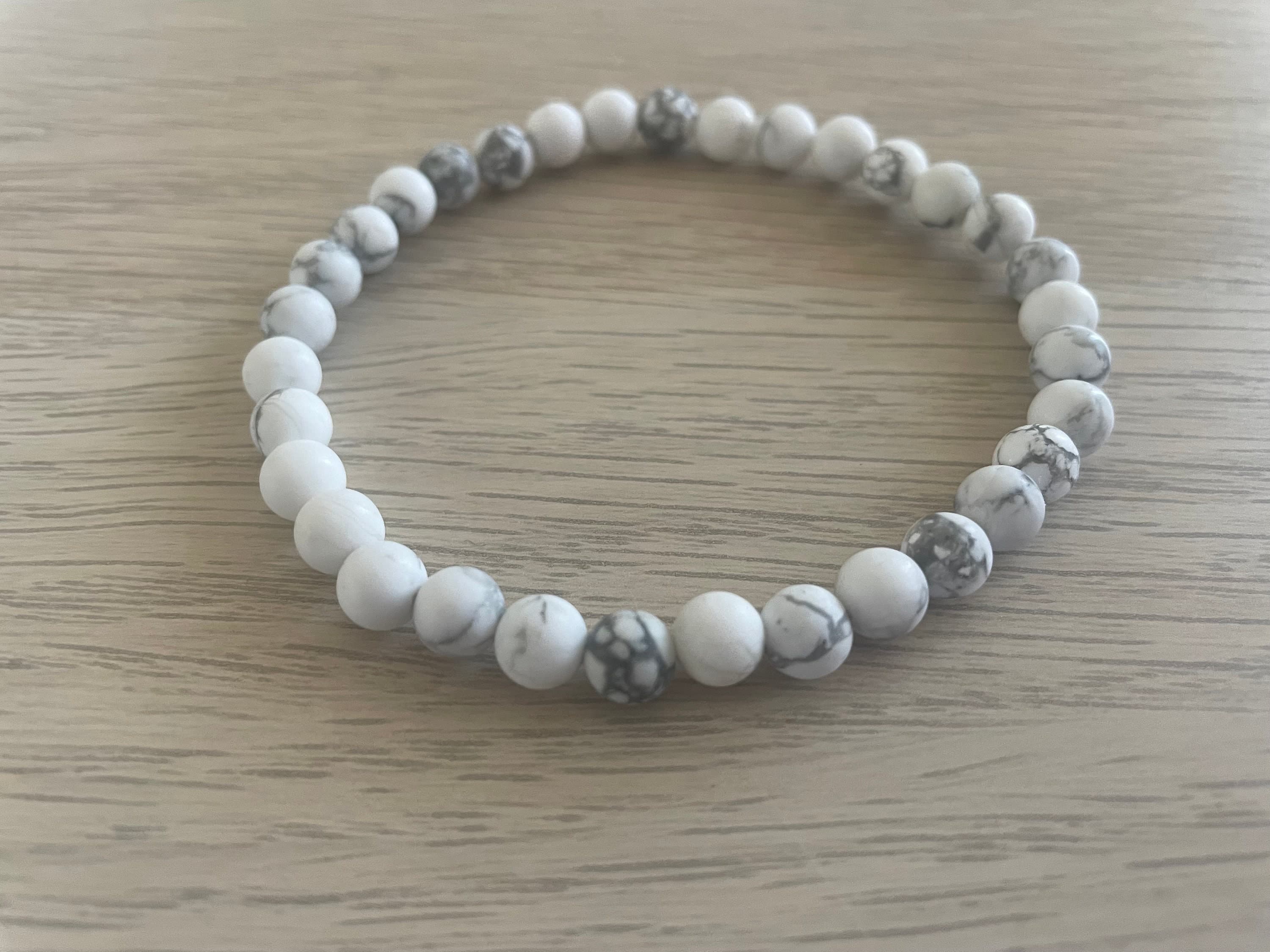 Matte Howlite Bracelet (33 beads)