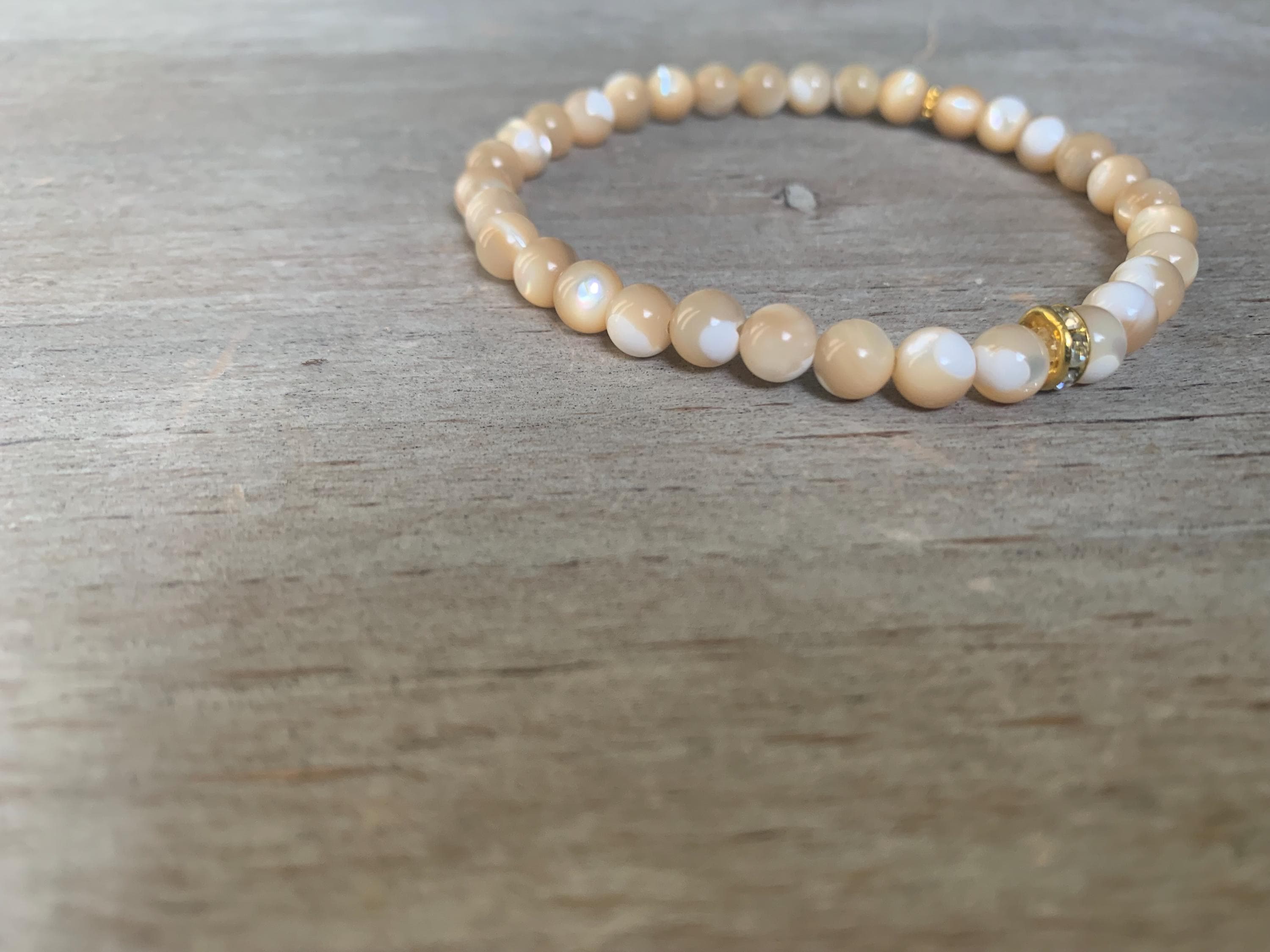 Tan Shell Tasbih Bracelet (33 Beads) - image 4