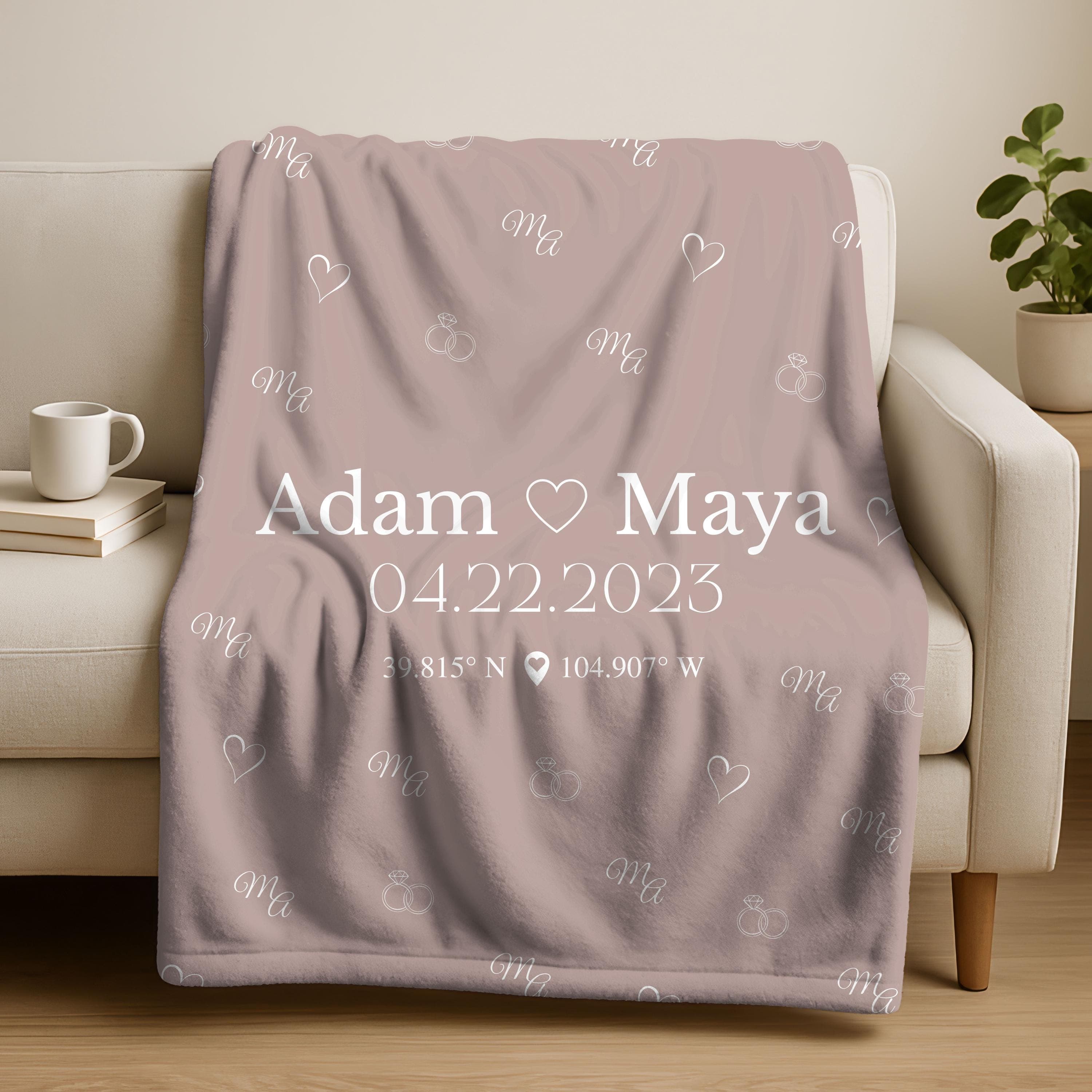 Custom Anniversary Blanket – Names & Date, Arabic English - image 5