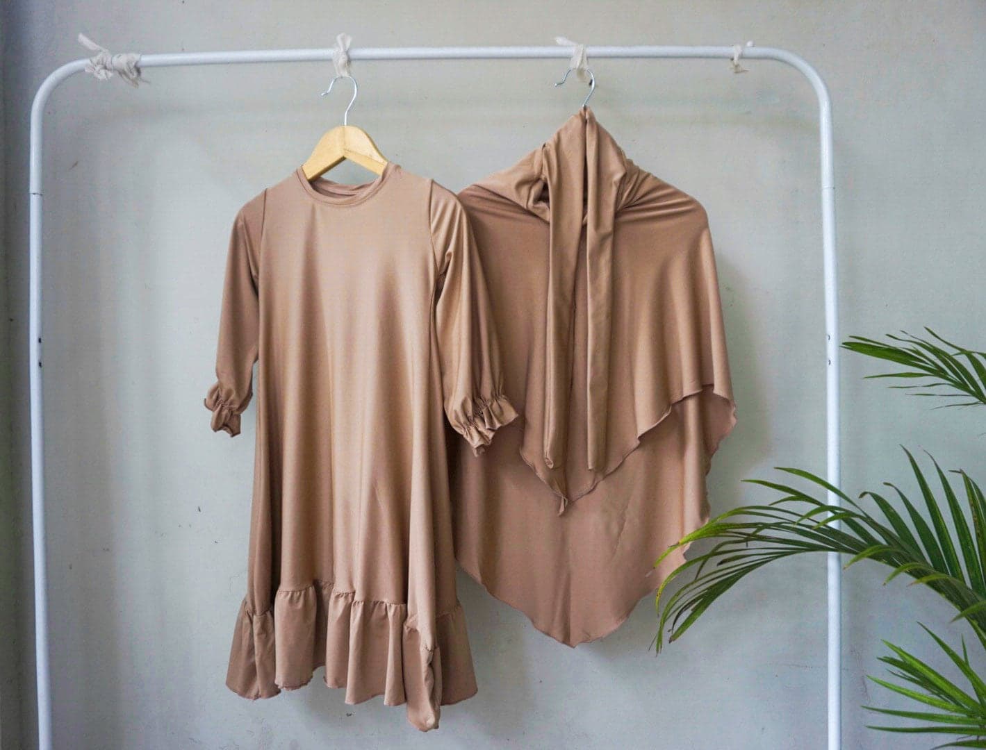 SAFIYYAH Baby Dress and Hijab Set, Muslim Syar'i Outfit - image 5