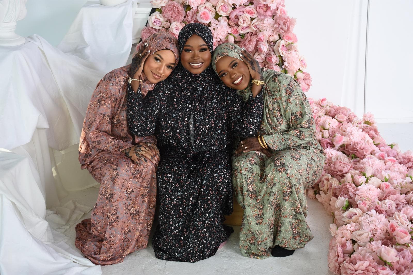 Floral Prayer Dress with Attached Hijab – Lightweight Muslim Outfit - image 5