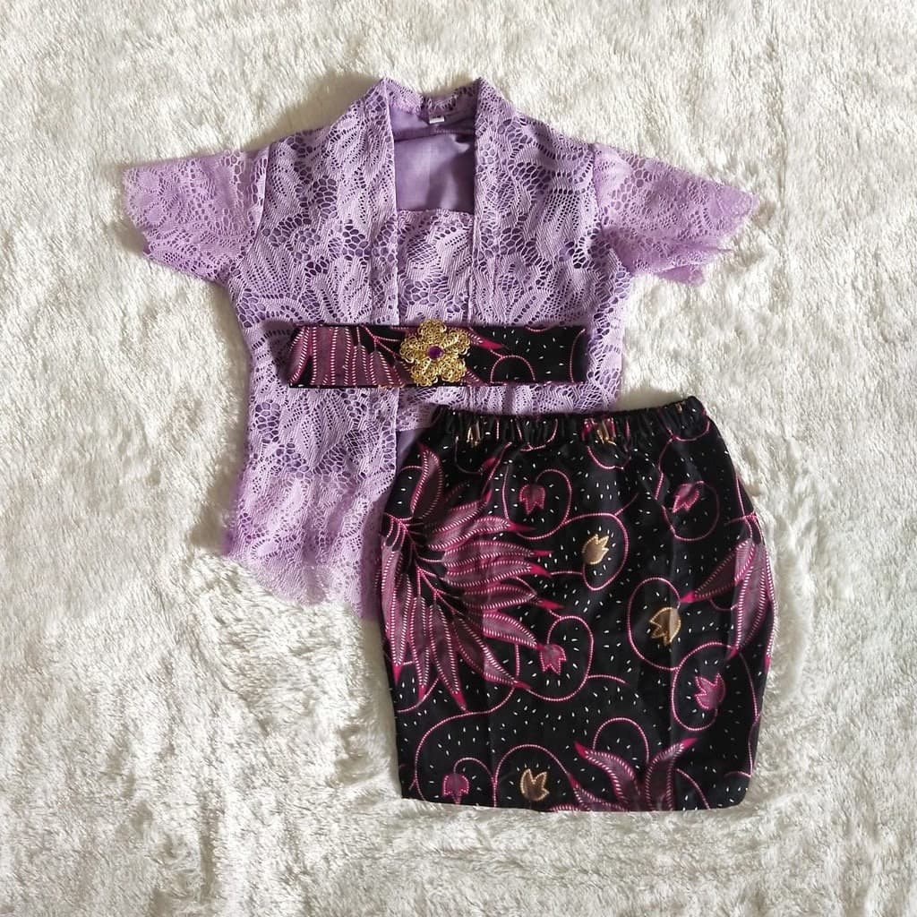 LACE KUTUBARU 0- 2.5years baby Kebaya, Baby kebaya sets SHORT batik skirts, baby Kebaya sets batik skirts - image 3