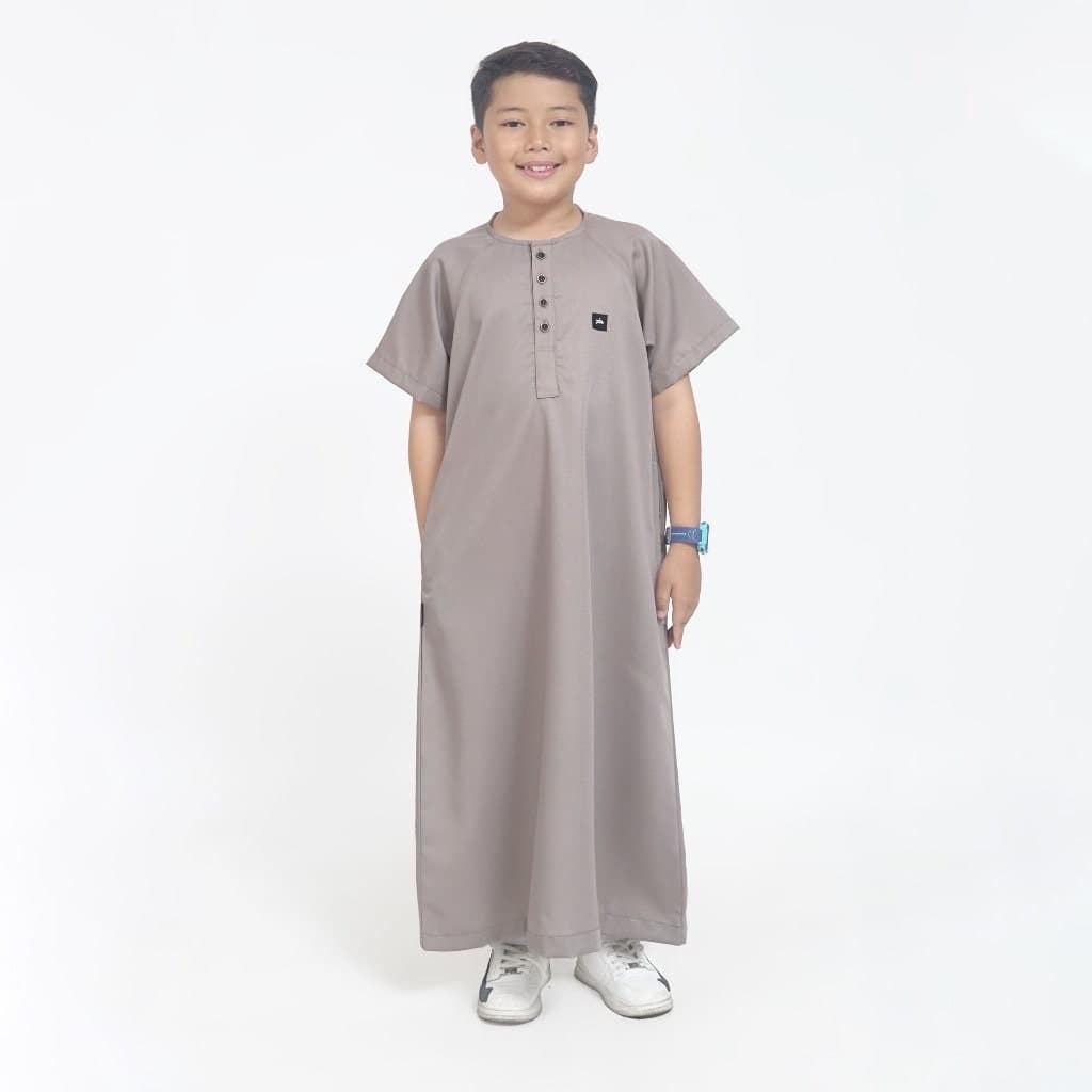 MUSA Silkcream kids thobe | boy's arabian thobe | boy's umrah thobe