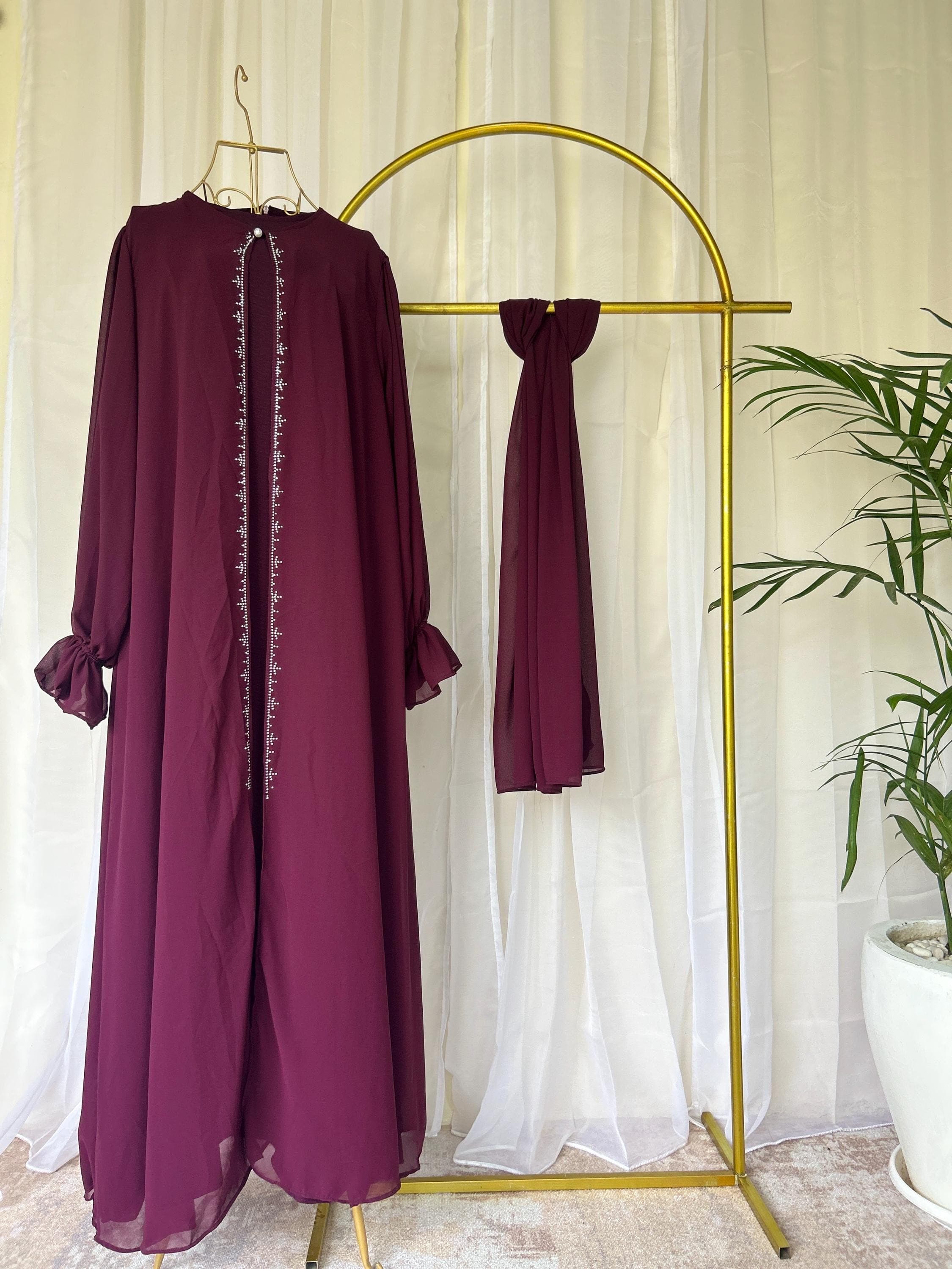 Raina Ramadan Mommy and Me Modest Dress Set Burgundy - image 4