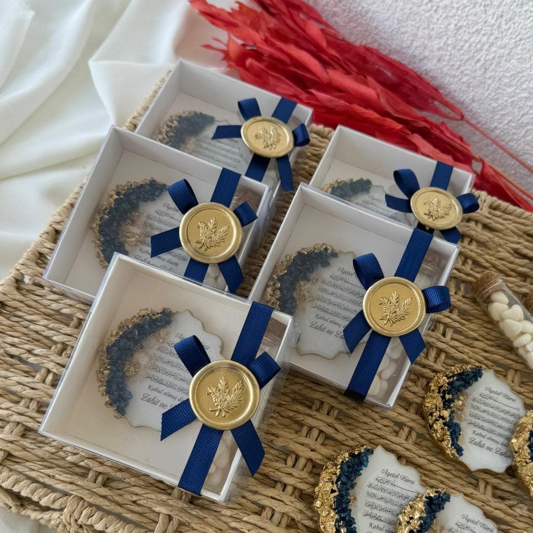 Magnet and Heart Candy Box: Beach Wedding, Bridal Shower - image 4