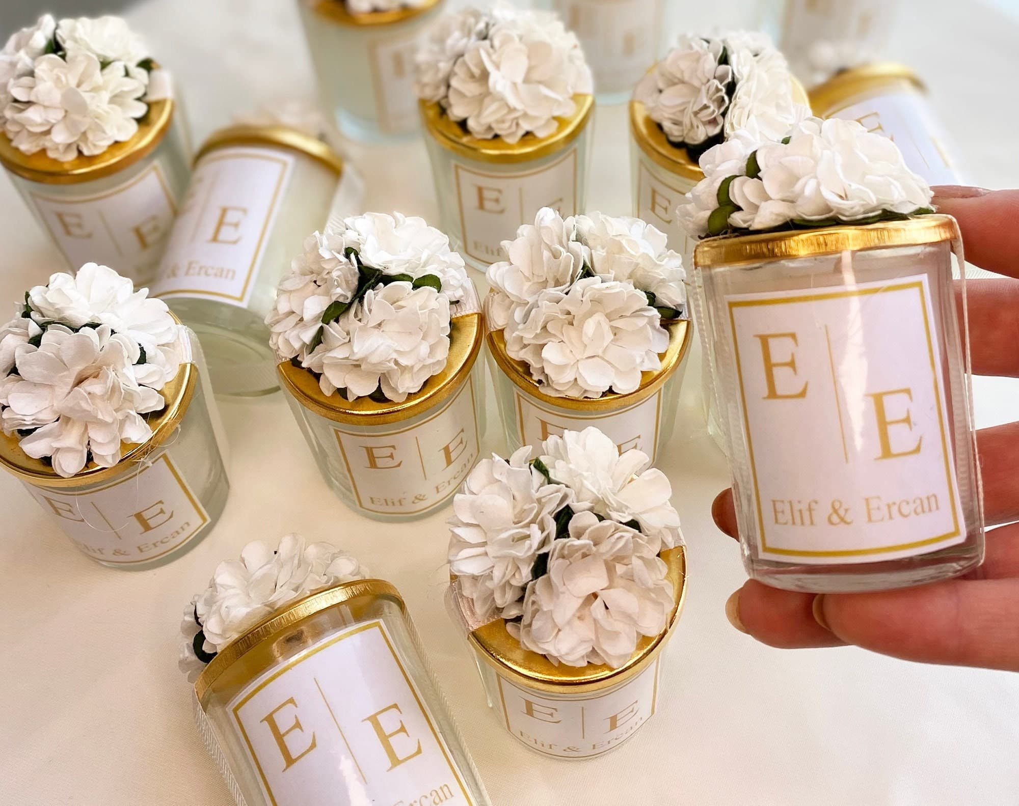 Personalized Wedding Candle Favors: Elegant Glass Candle with Flower Lid