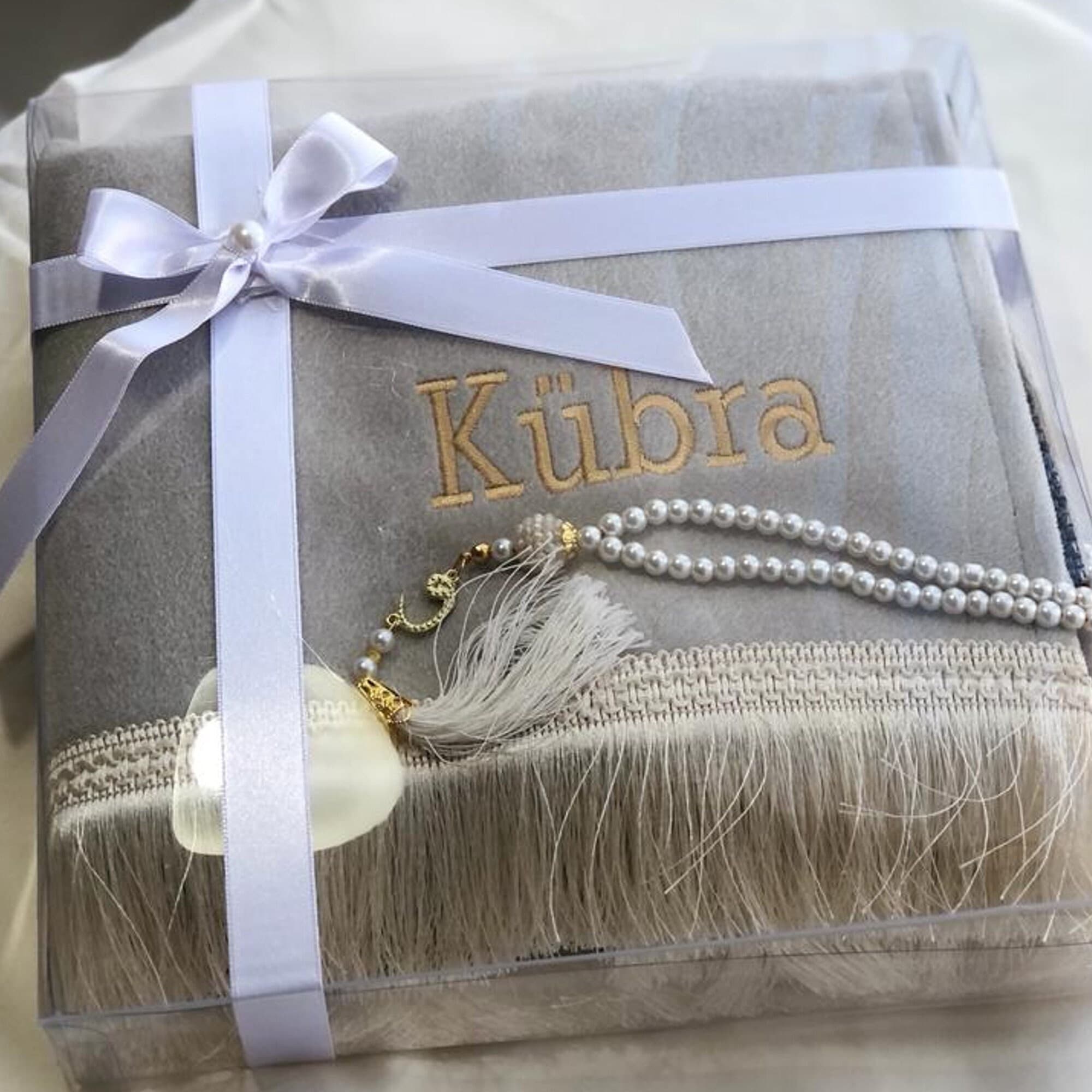 Personalized Velvet Prayer Rug Set: Islamic Gift with Pearl Rosary - image 4