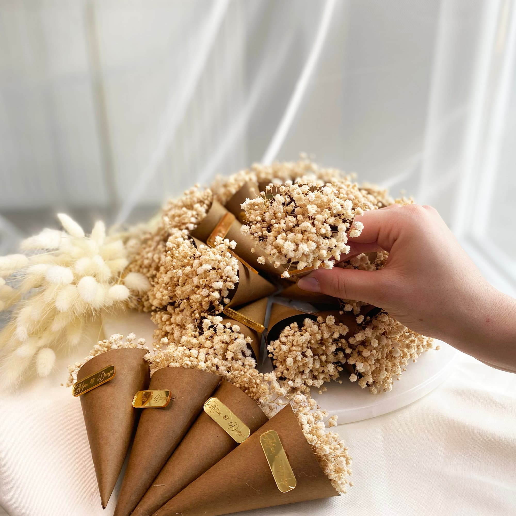 Personalized Magnet Favors: Rustic Dried Flower Bouquet, Wedding Baby Shower - image 5