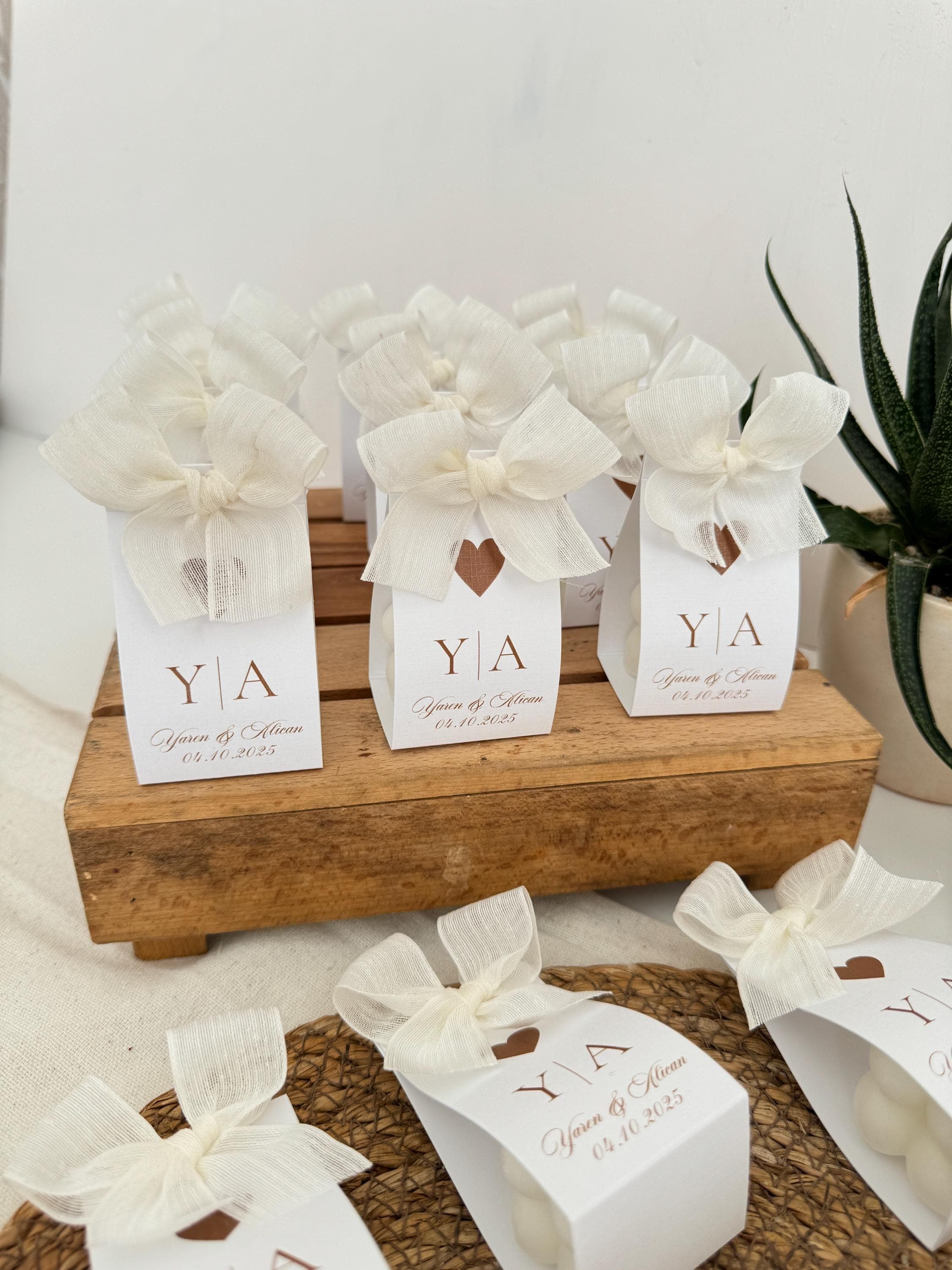 Bubble Candle Wedding Favors: Personalized Engagement Gift, Bulk Bridal Gift - image 5