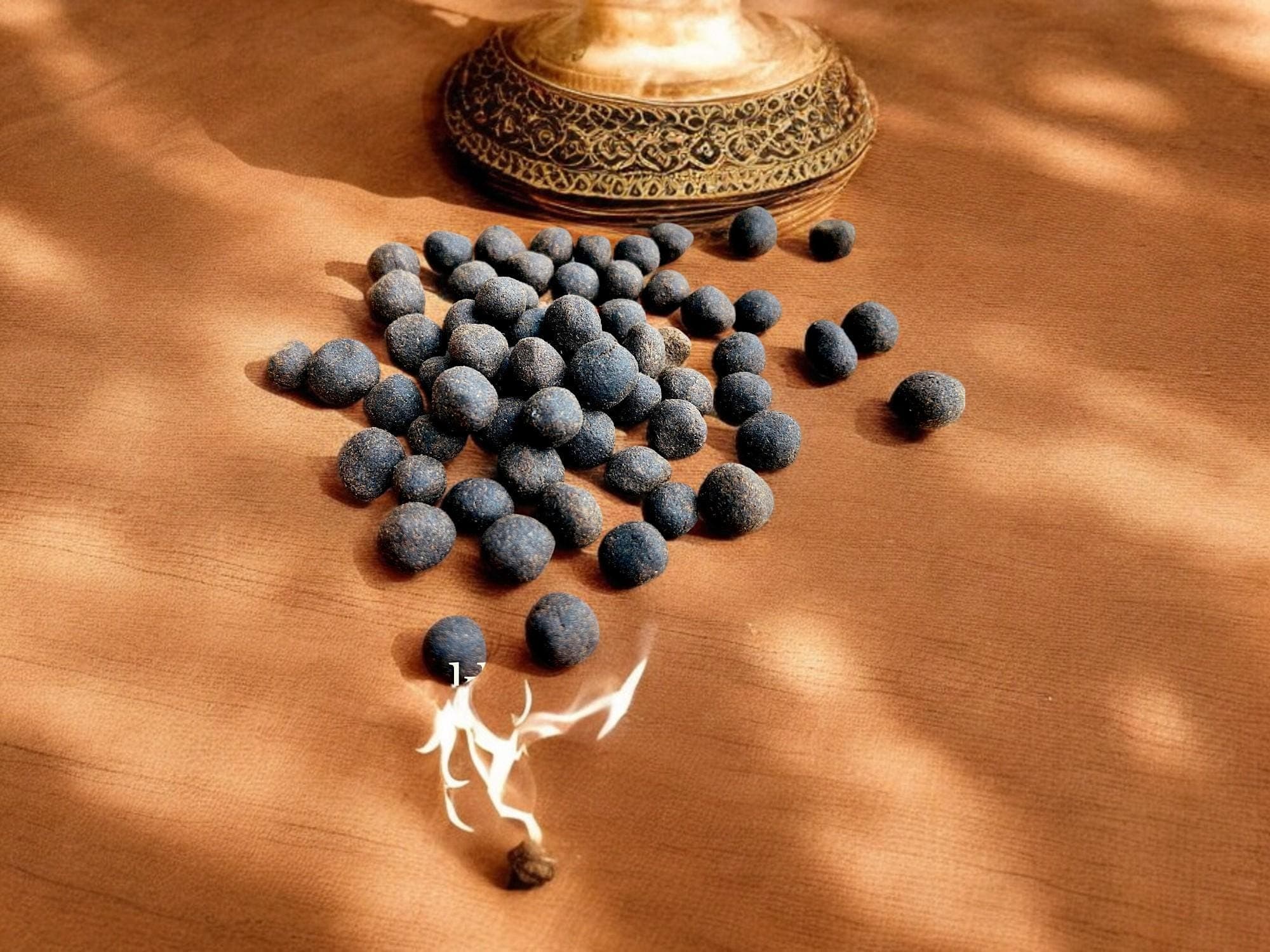 Omani Mamool Bakhoor Lulu: Sweet Woody Incense Tablets - image 4