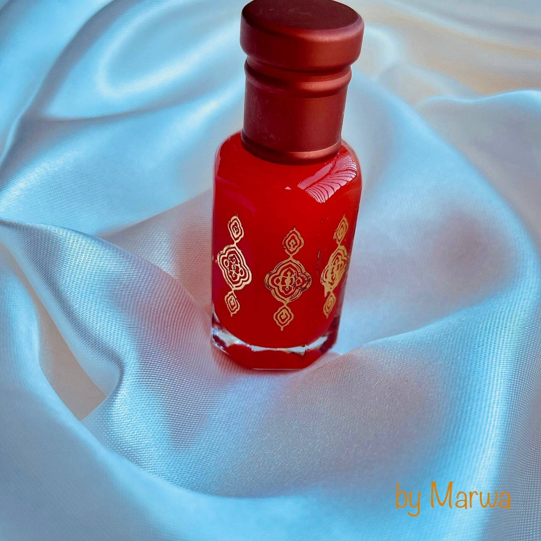 Vanilla Musk Perfume Oil: Floral Gourmand Attar, Alcohol-Free - image 5
