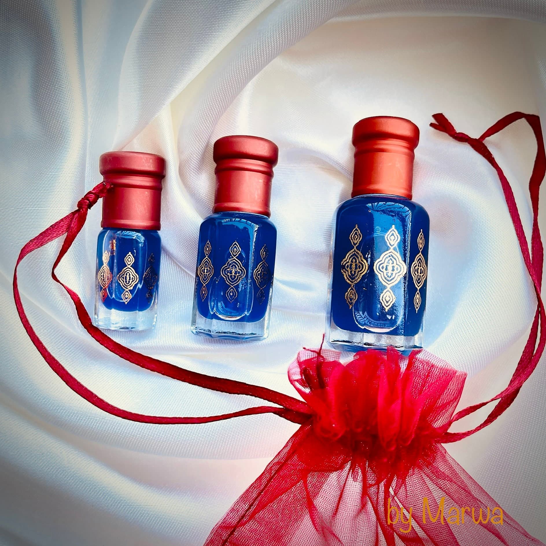 Powder Musk Perfume Oil: Floral Powdery Attar, Alcohol-Free - image 4