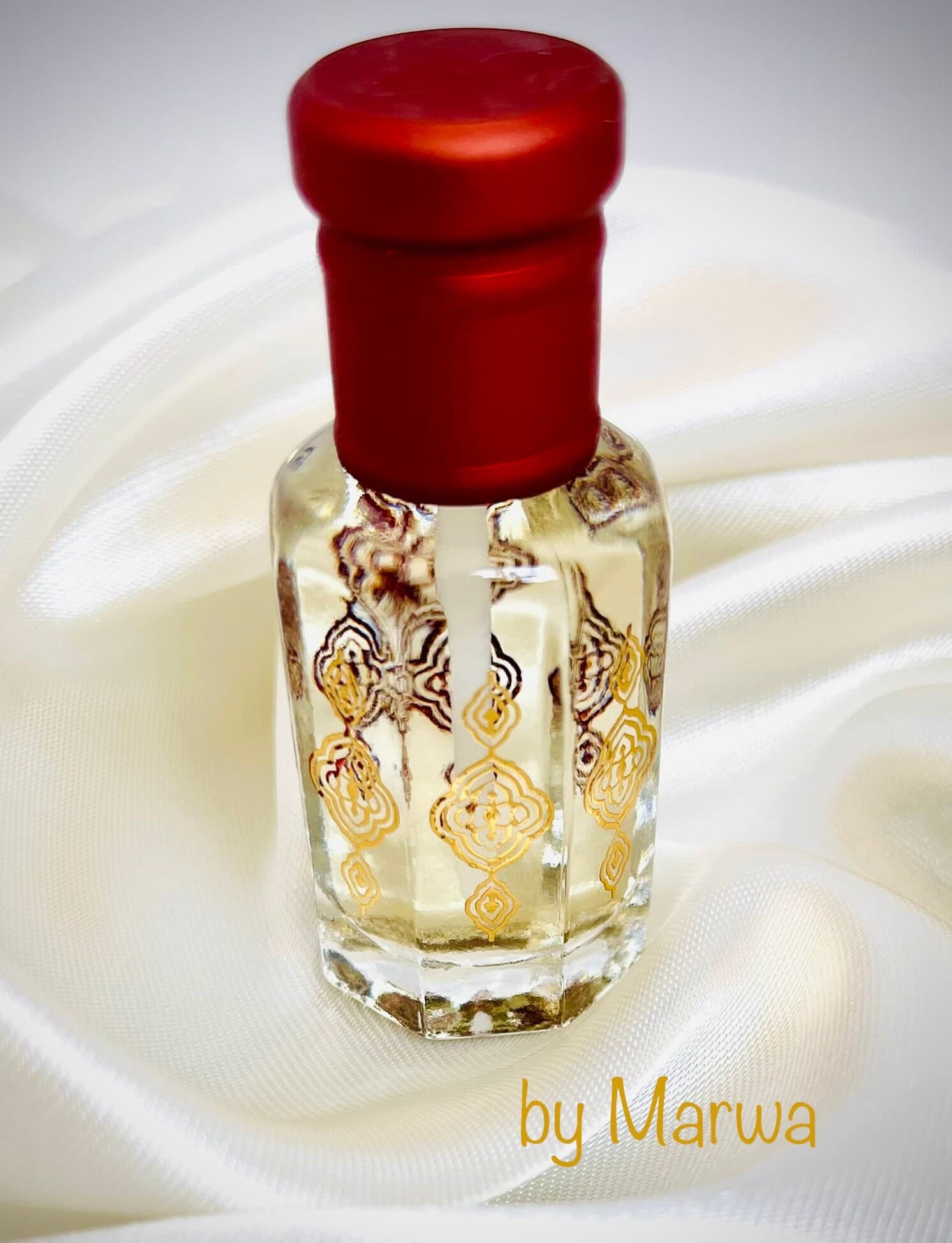 Rose Vanilla Perfume Oil: Floral Woody Scent, Alcohol-Free - image 4