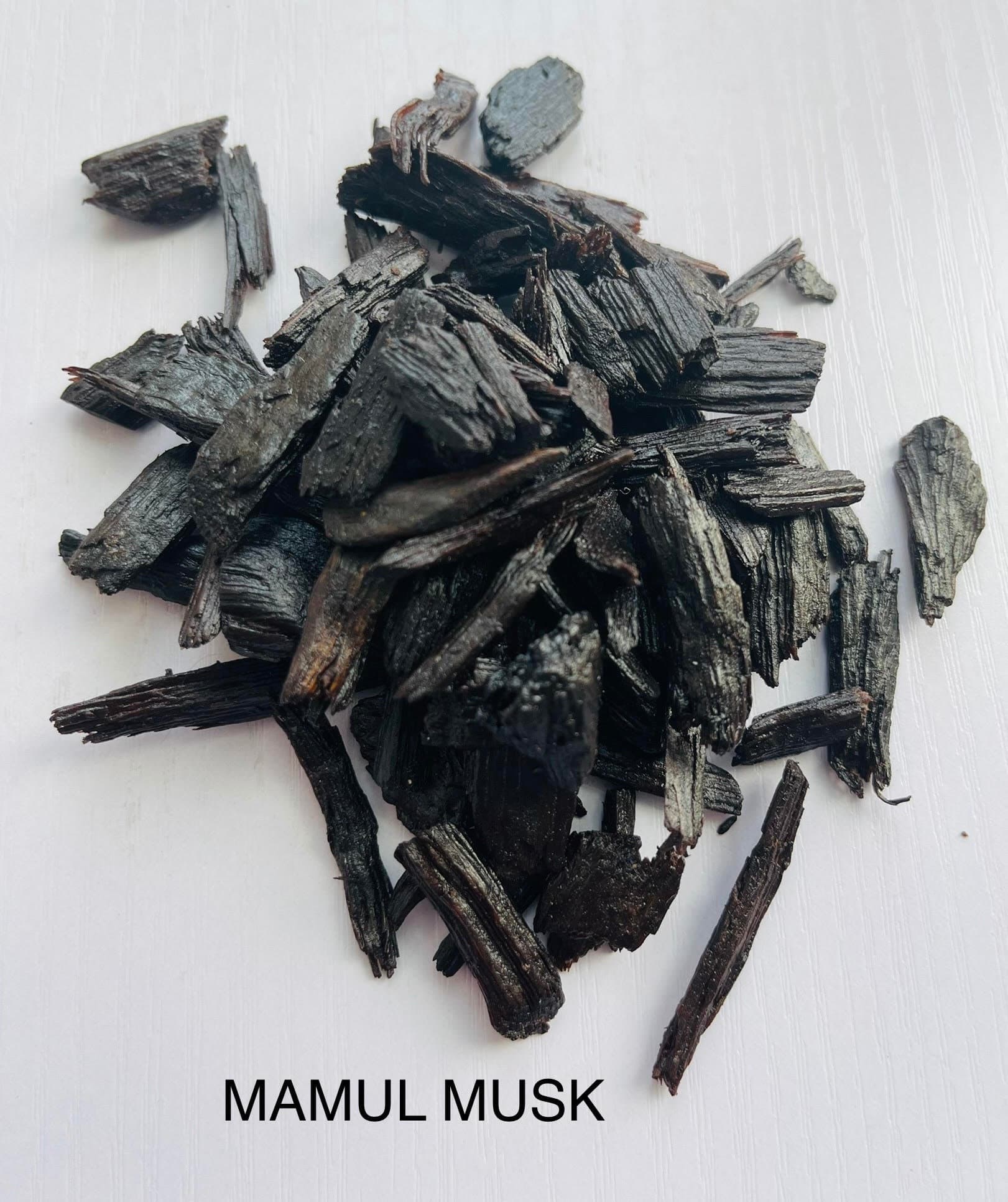 Mamul Musk - Natural Agarwood / Oudh chips / Bakhoor / Bukhoor / Incense / Home Fragrance