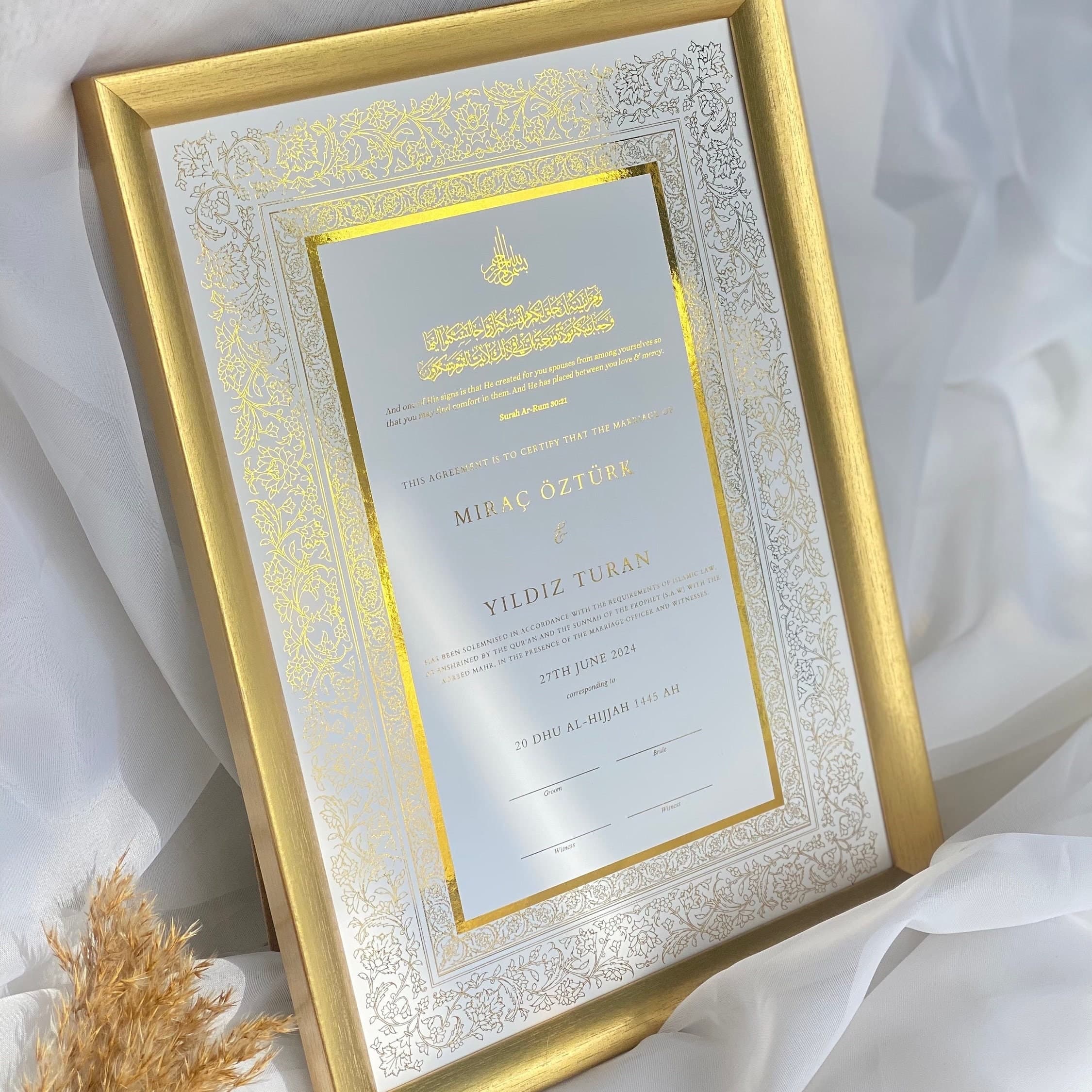 Luxury Foiled A4 Nikkah Certificate: Personalised Muslim Marriage Keepsake - image 4
