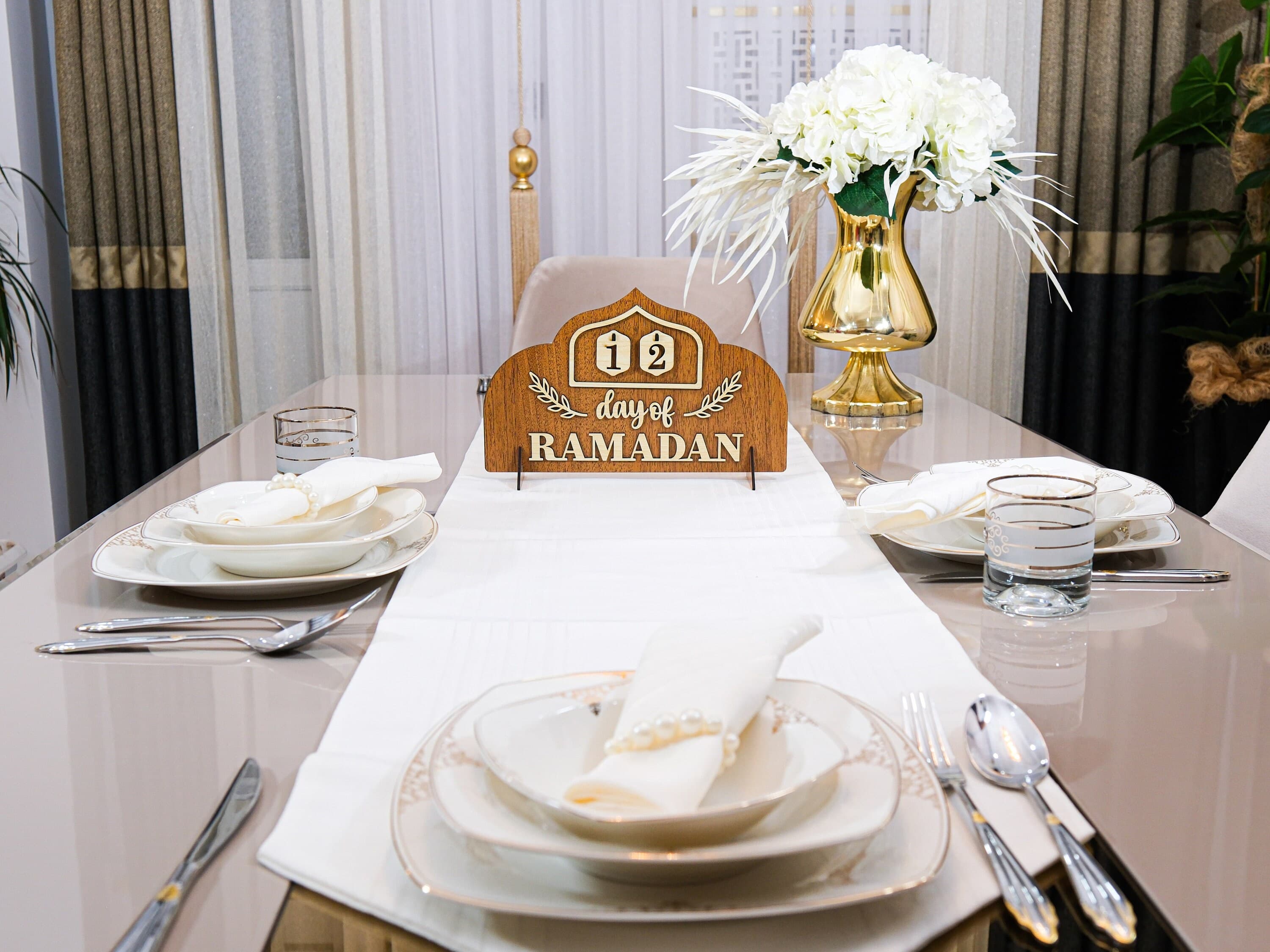 Ramadan Countdown Calendar: Eid Mubarak Table Decor - image 5
