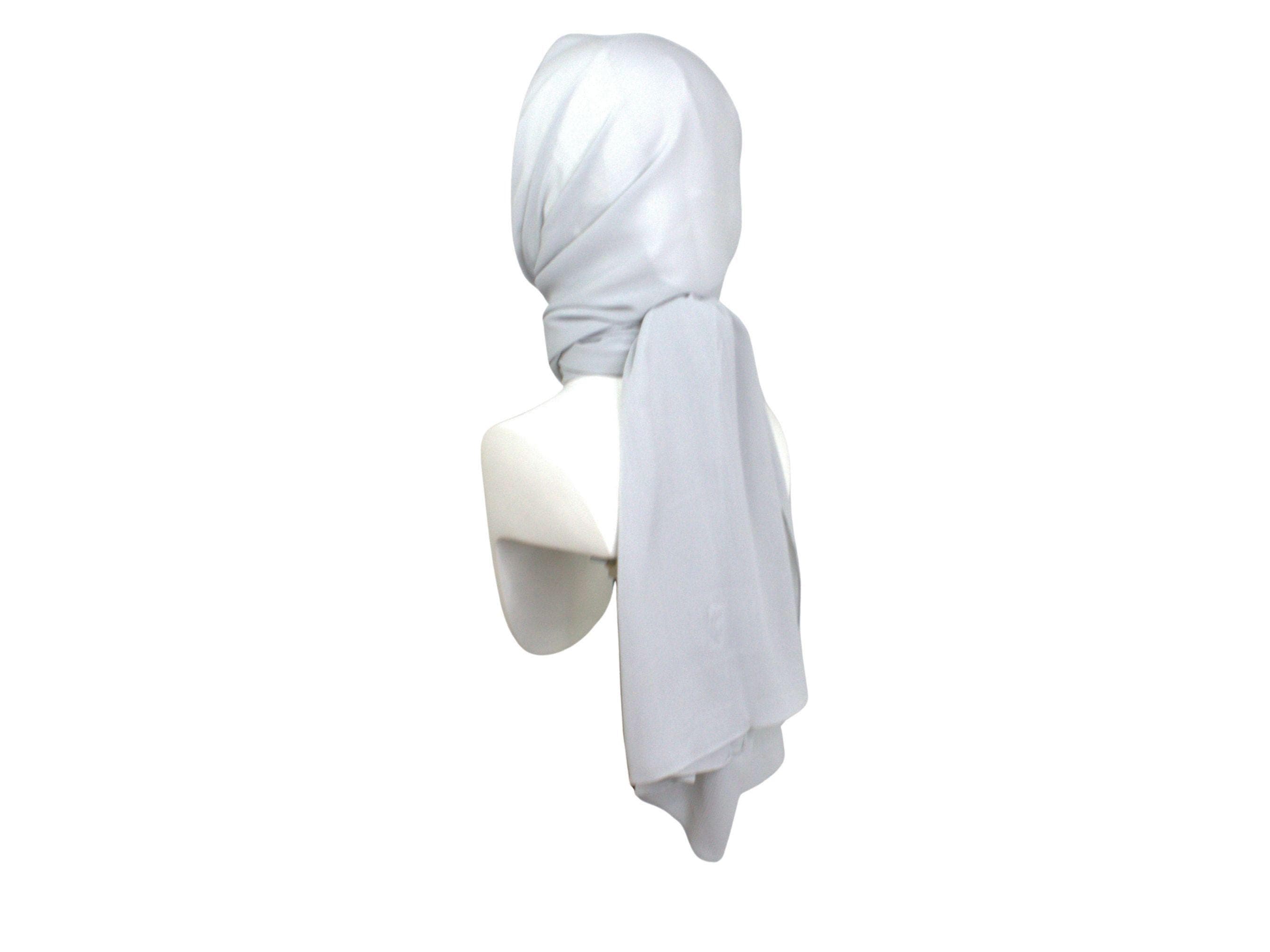 Soft crinkle chiffon light grey hijab headscarf | Lina Zibdeh