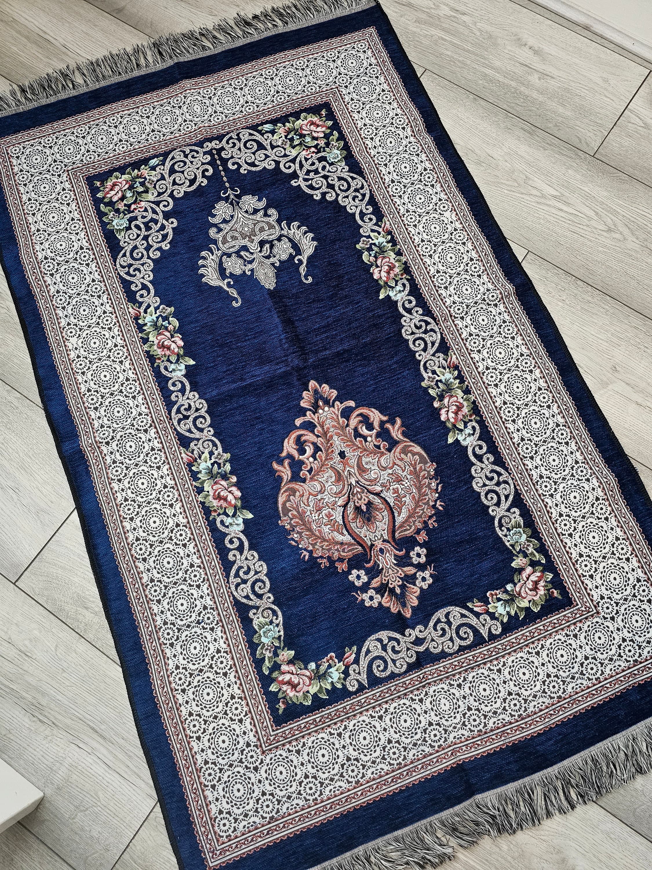 Personalised Prayer Mat – Premium Muslim Rug with Custom Name – Elegant Islamic Gift – Eid | Ramadan Gift | musallah janamaz hafiz alimah - image 4