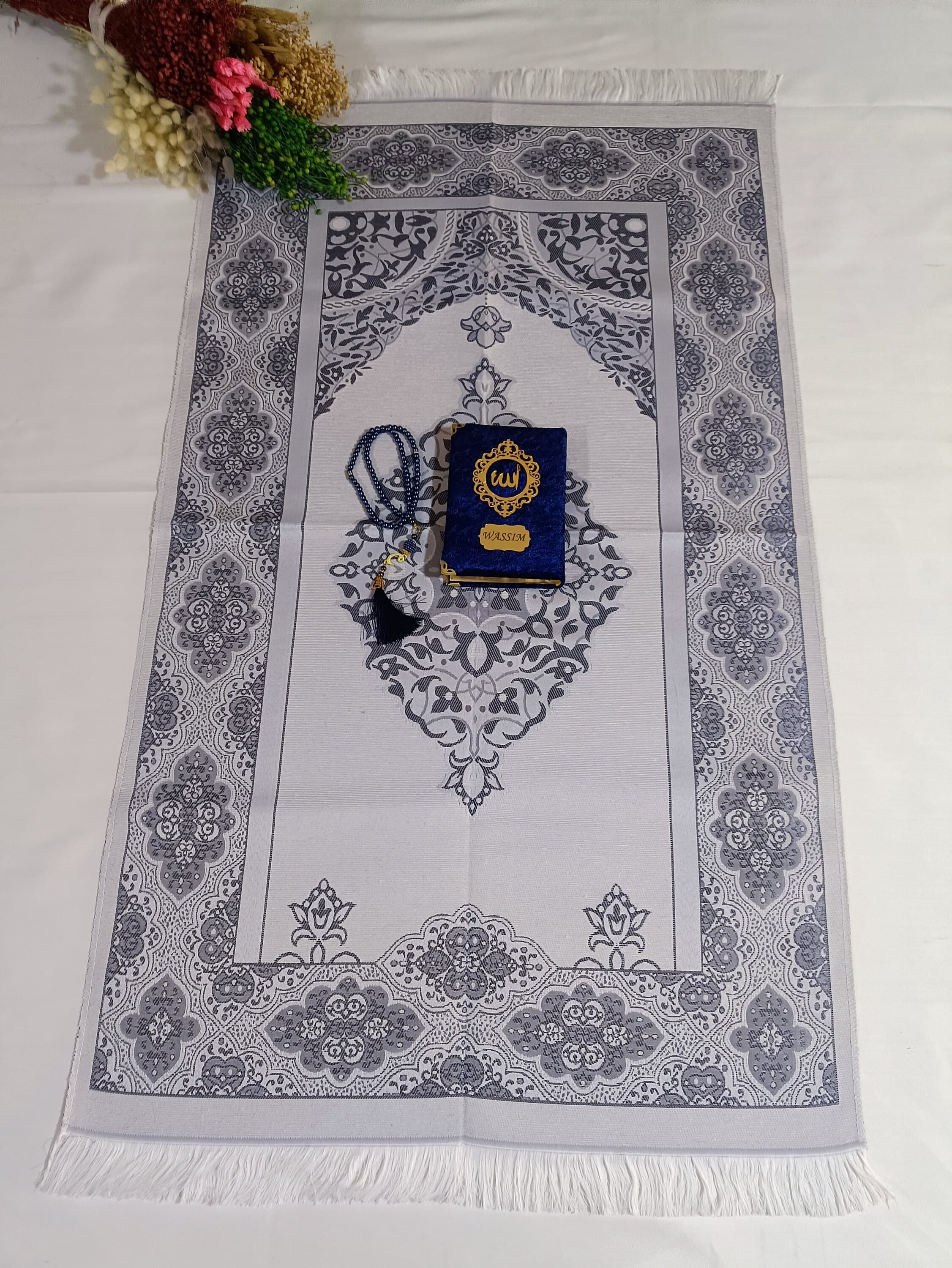 Personalized Prayer Mat Set | Quran, Tasbeeh, Velvet Yaseen Gift - image 3