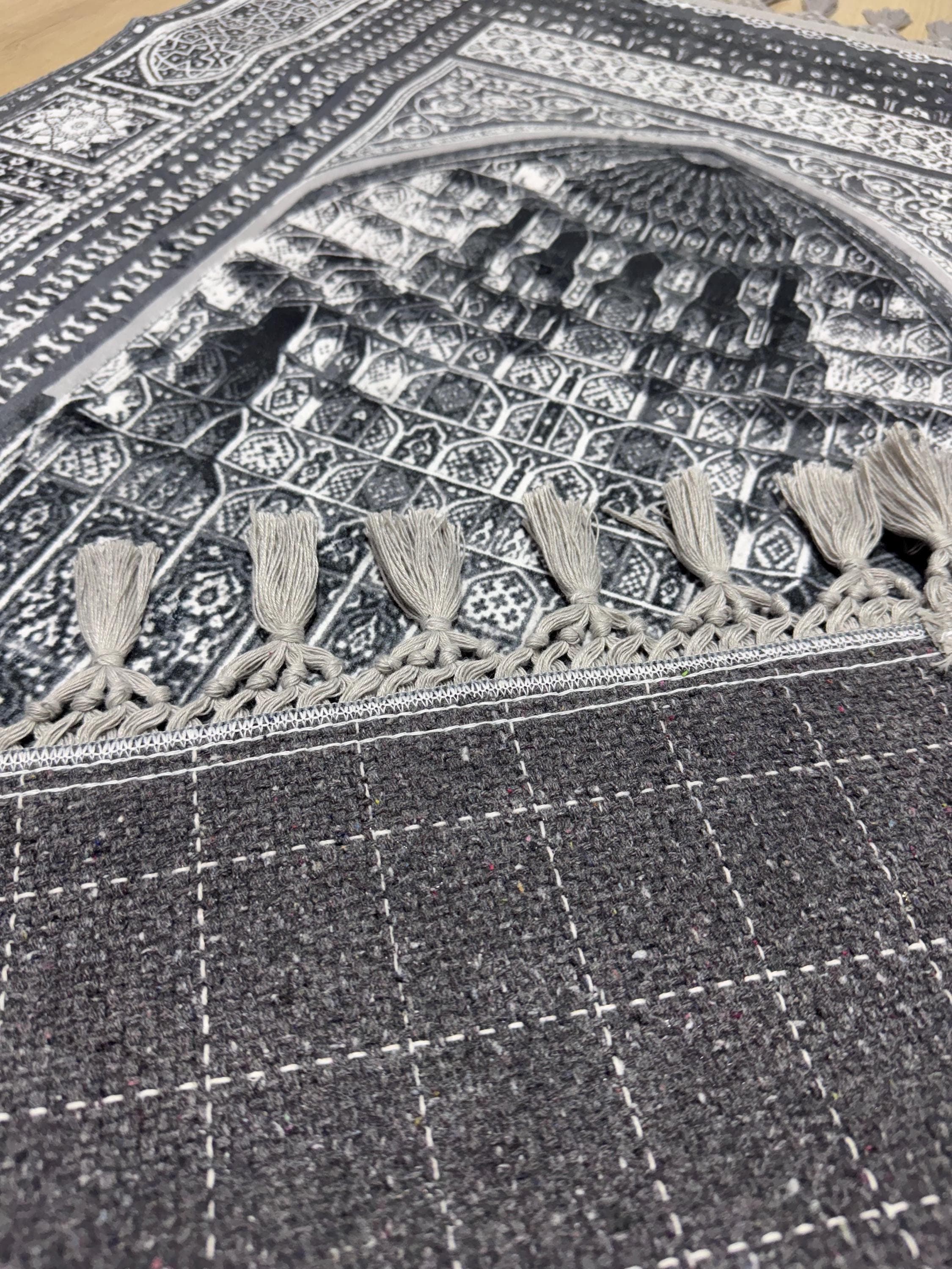 Muslim Prayer Rug , Soft Janamaz with Mihrap Design- Colorful, Turkish Rugs -Ramadan Gift - image 4