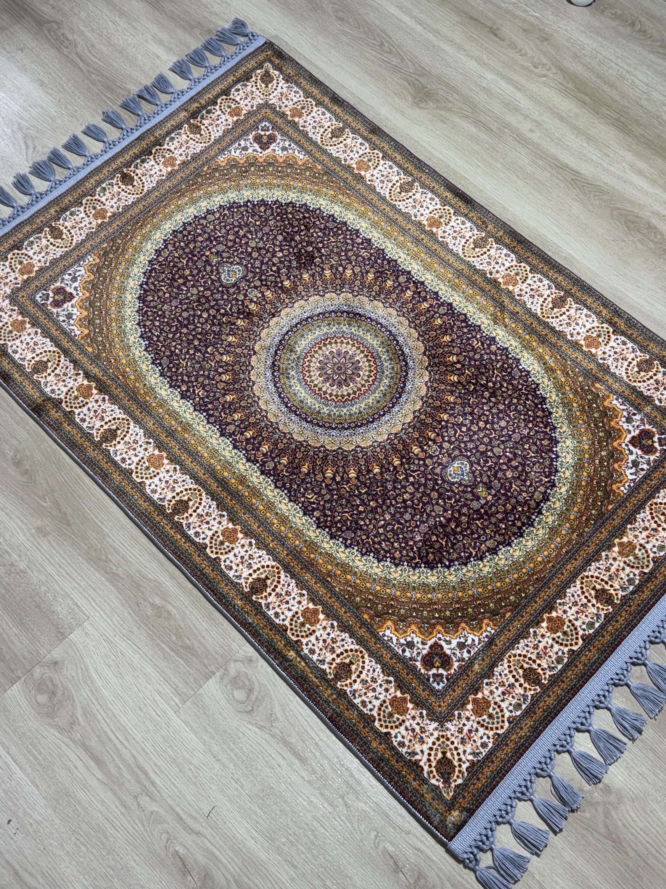 Brown Green Prayer Rug , Classic Medallion, Soft Silk-Touch Carpet, Non-Slip , Sejadah , Janamaz