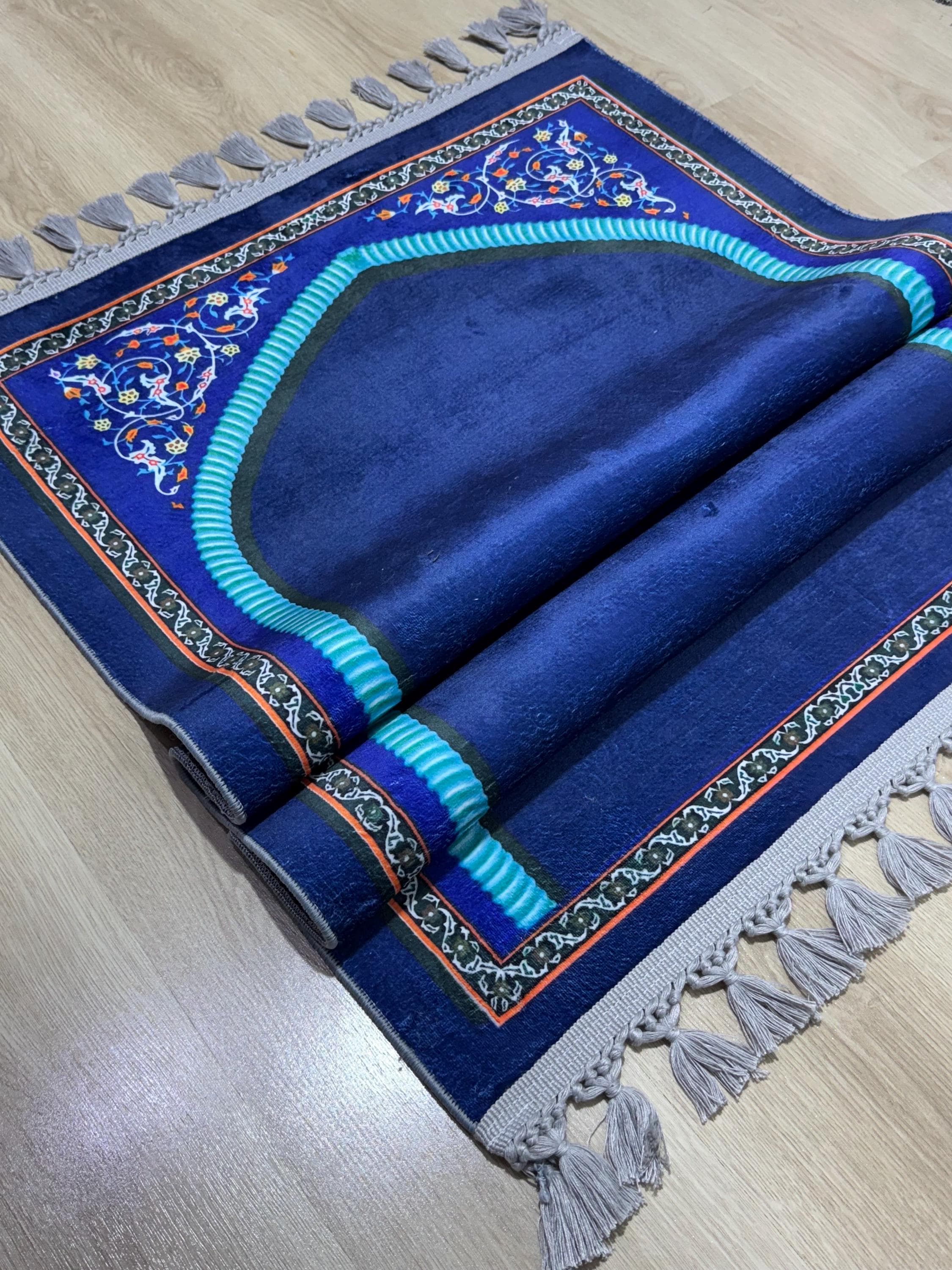 Blue Turkish Prayer Rug , Islamic Prayer Mat, Mosque Decor- Mihrab Salah - Janamaz - Gebetsteppich - image 4