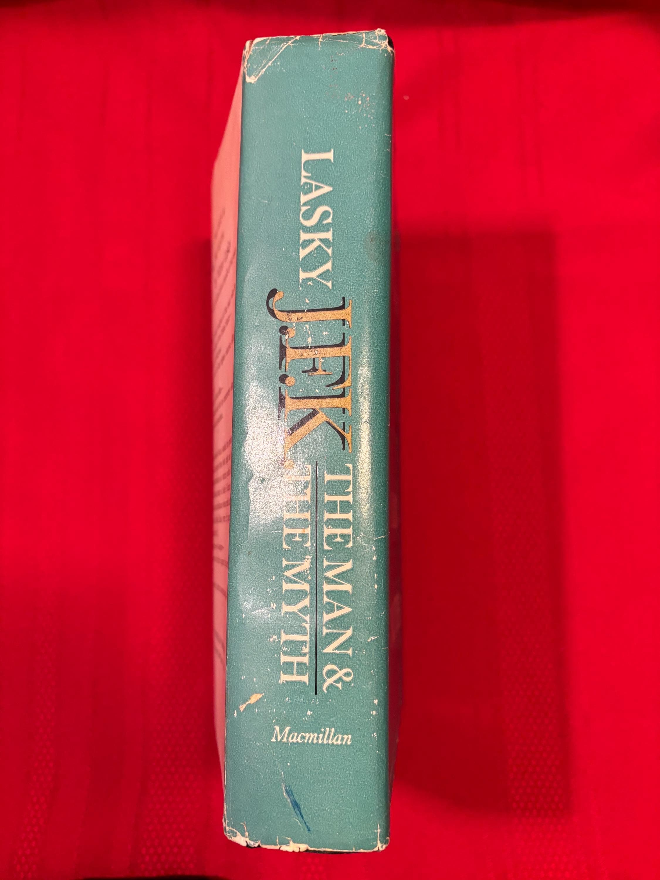 J.F.K. The Man & The Myth, A Critical Portrait, by Victor Lasky, First Edition, Twelfth Printing, Hardcover Book, 1963 - image 3